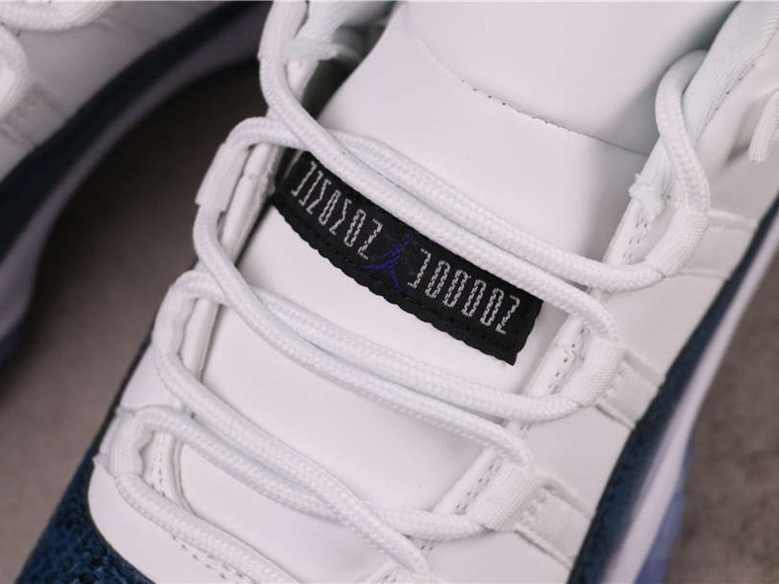 25USD Air Jordan 11 Low Navy Blue Snakeskin CD6846-102 36-47