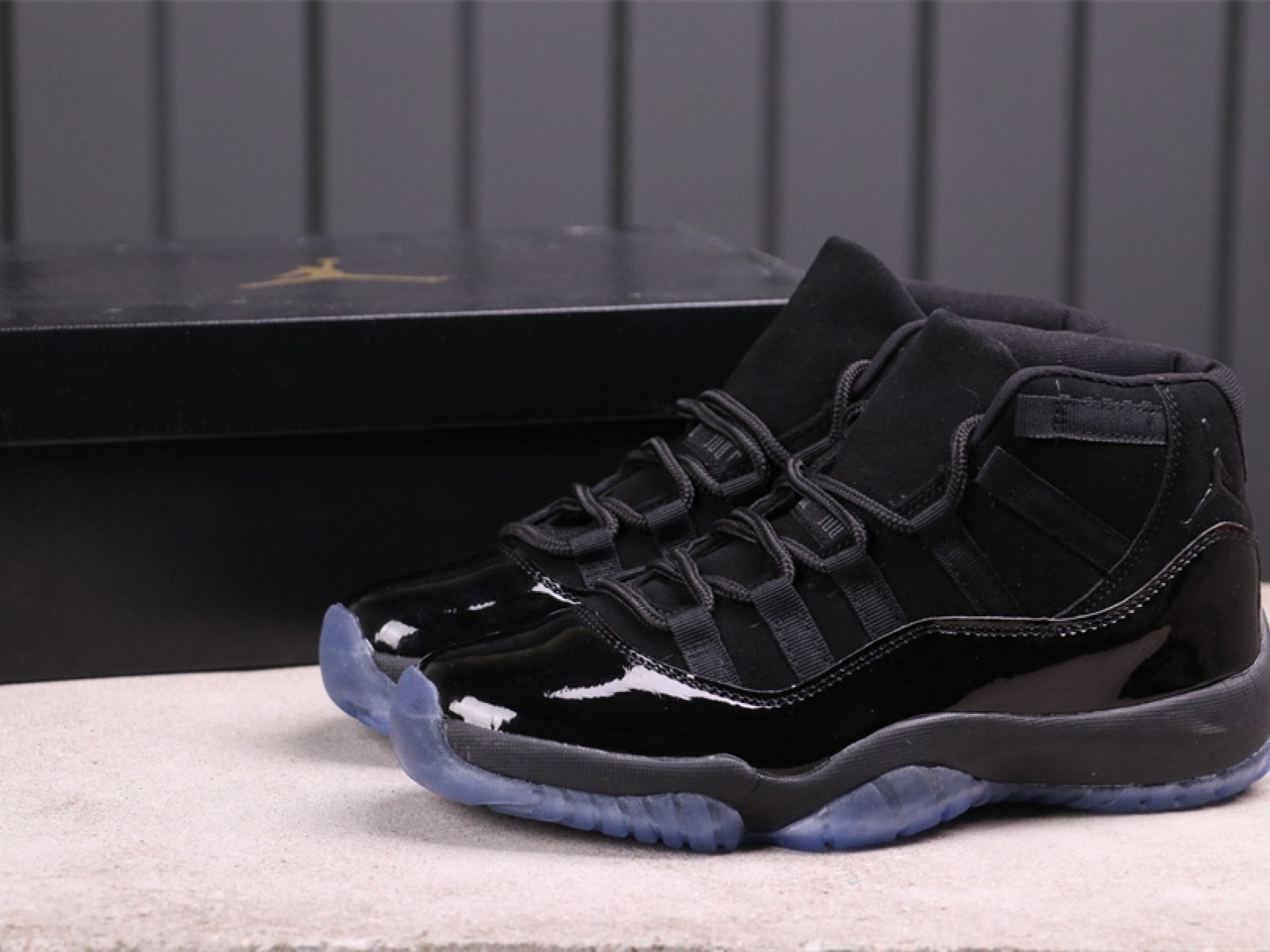 27USD Air Jordan 11 Cap and Gown 378037-005 Size 36-47