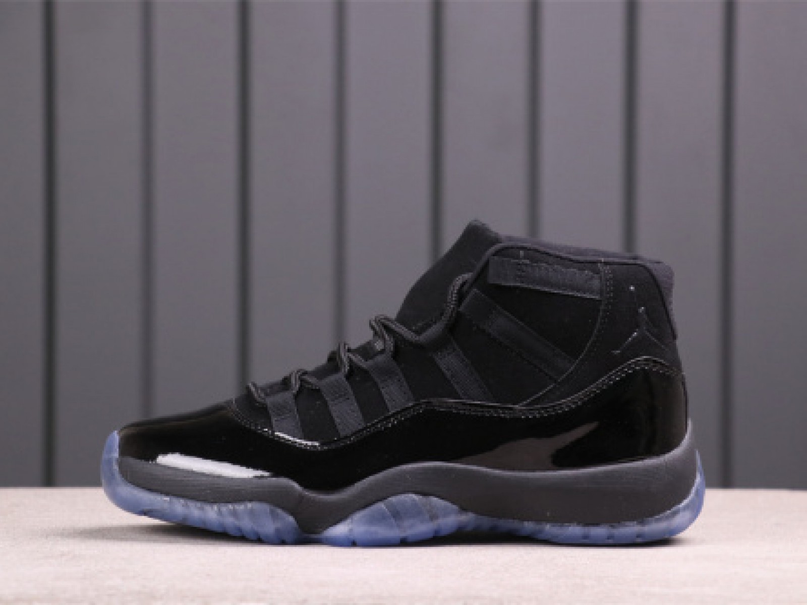 27USD Air Jordan 11 Cap and Gown 378037-005 Size 36-47