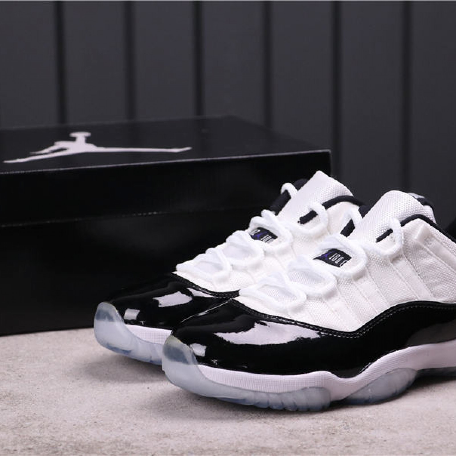 27USD Air Jordan 11 Low ＂Concord＂ 528895-15336-46
