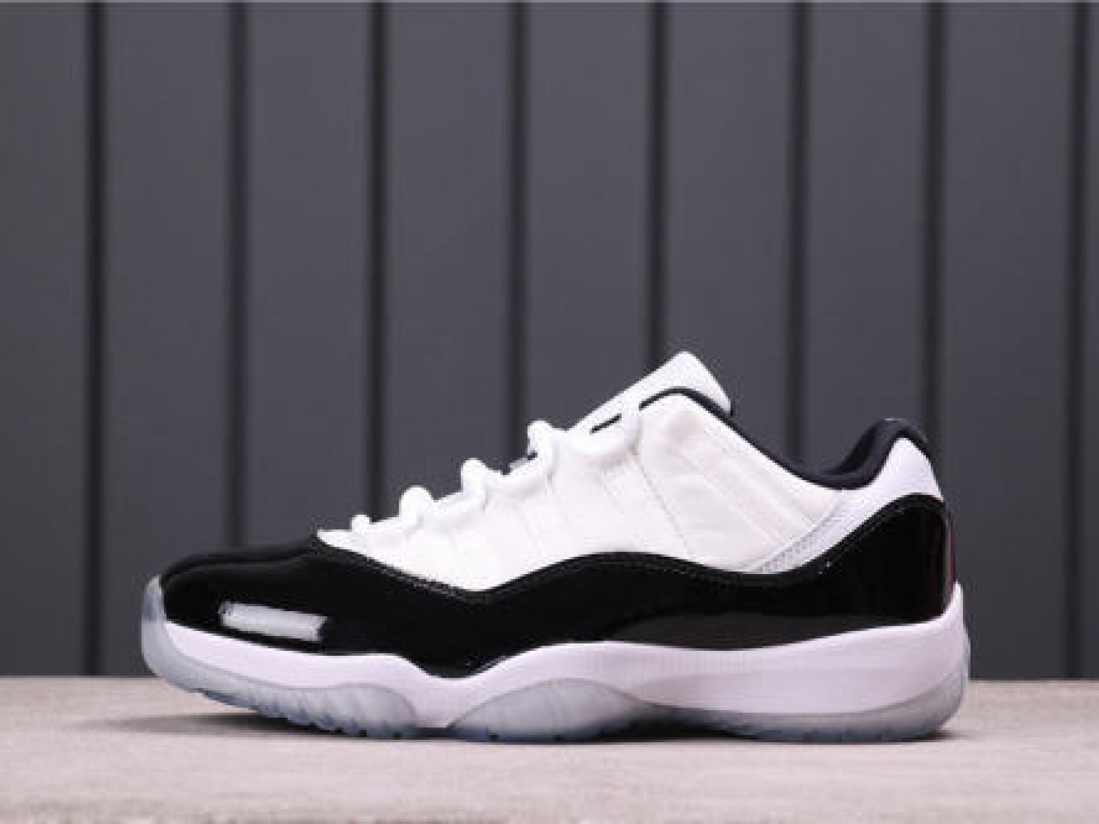 27USD Air Jordan 11 Low ＂Concord＂ 528895-15336-46