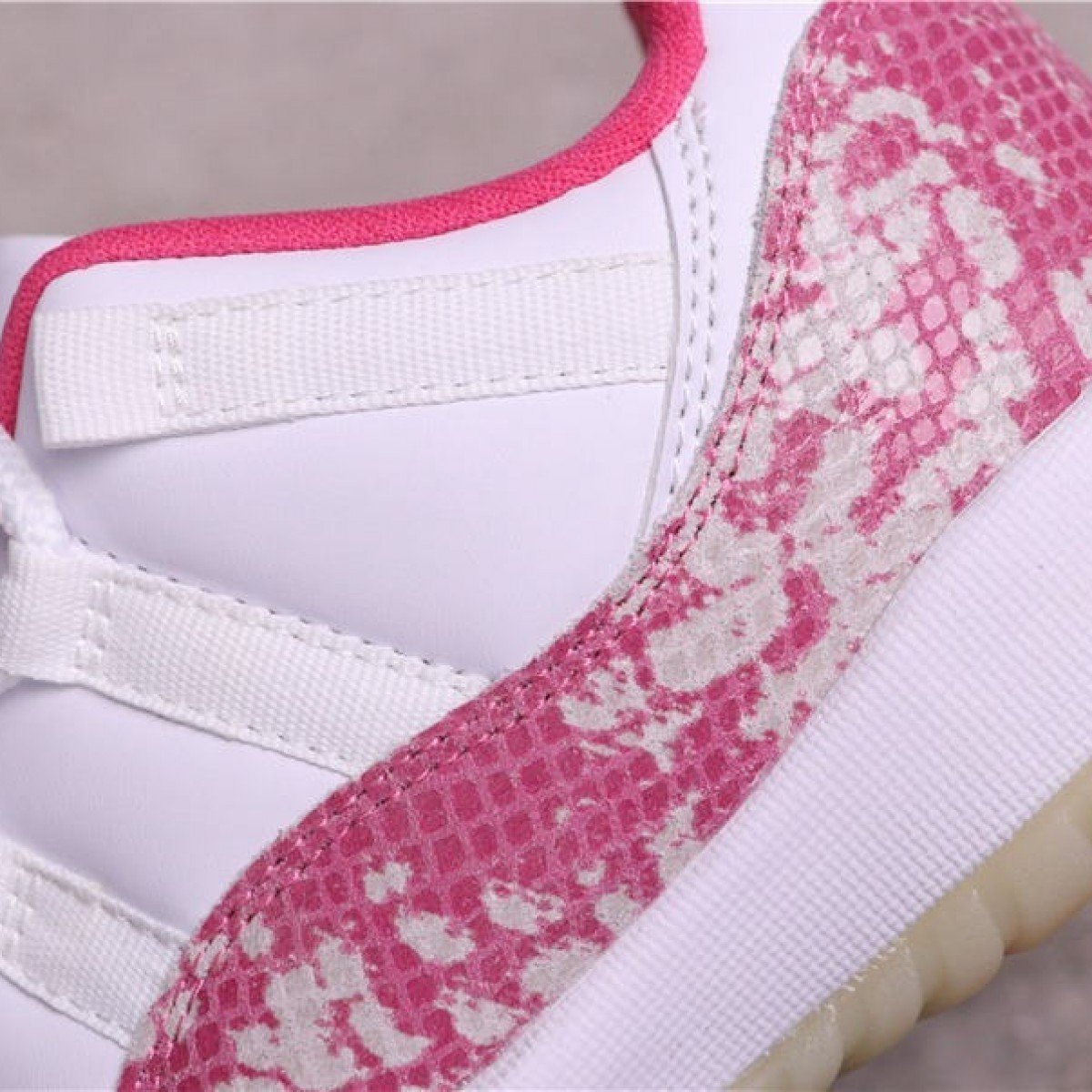 27USD Air Jordan 11 Low “Pink Snakeskin”AH7860-10636-40