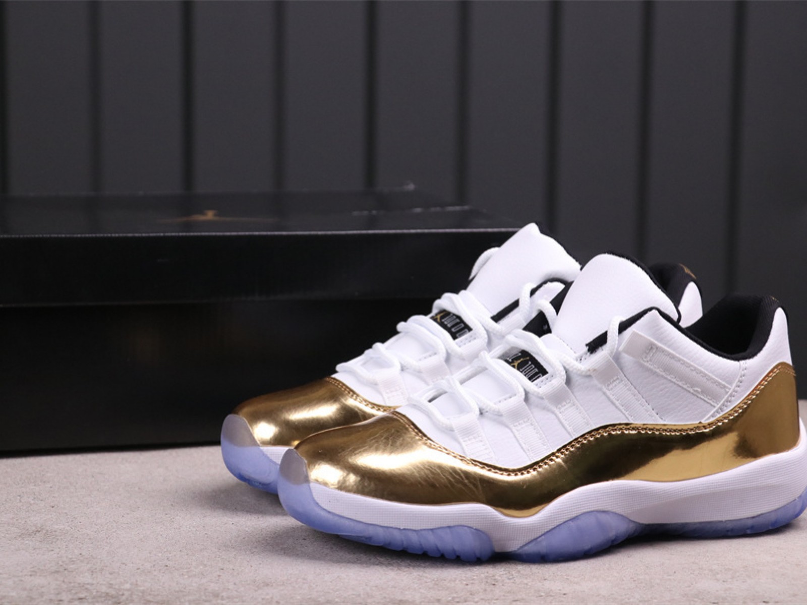 27USD Air Jordan 11 Low528895-103 Size 36-47