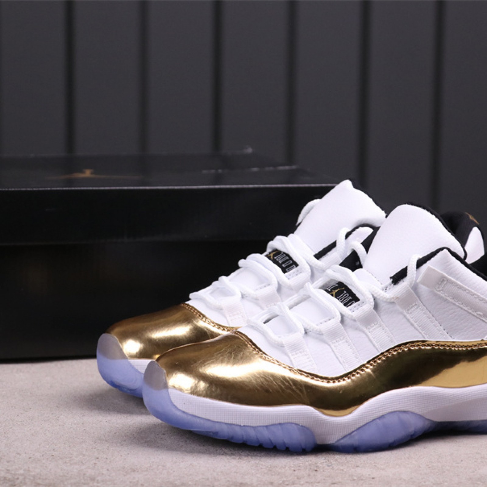 27USD Air Jordan 11 Low528895-103 Size 36-47