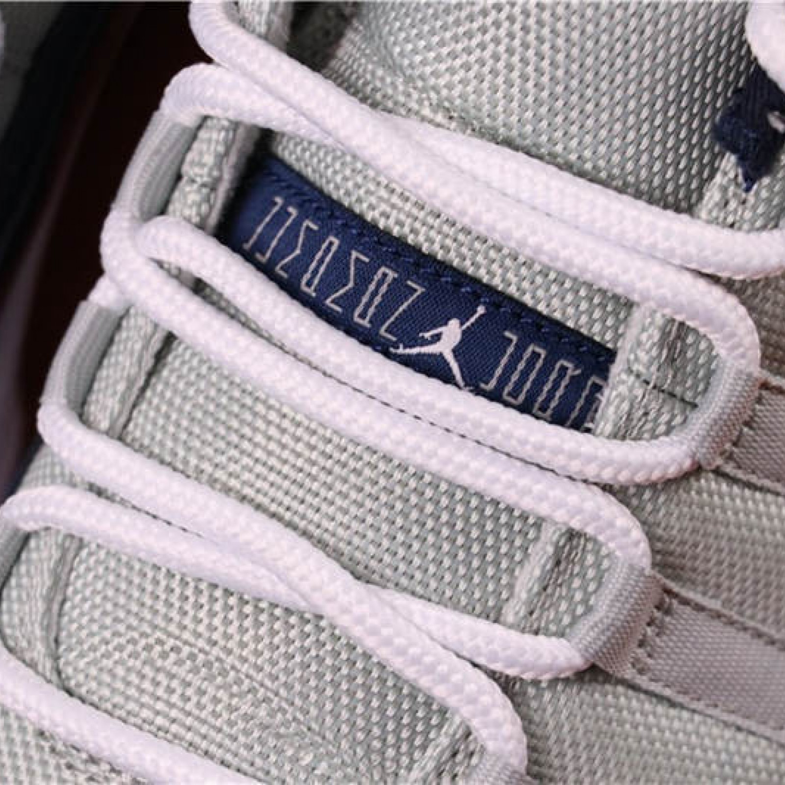 44USD Air Jordan 11 Low 528895-007 40-46