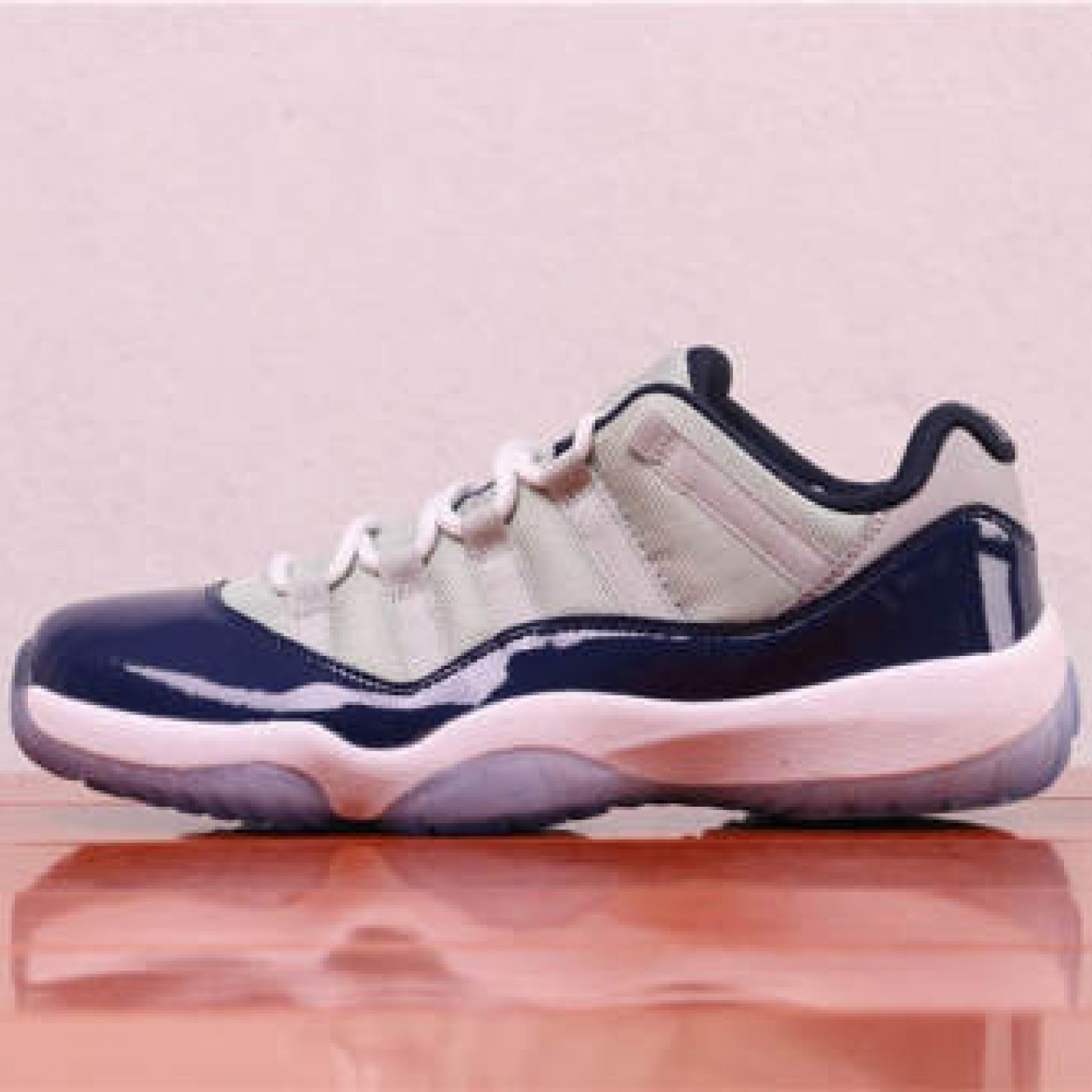 44USD Air Jordan 11 Low 528895-007 40-46
