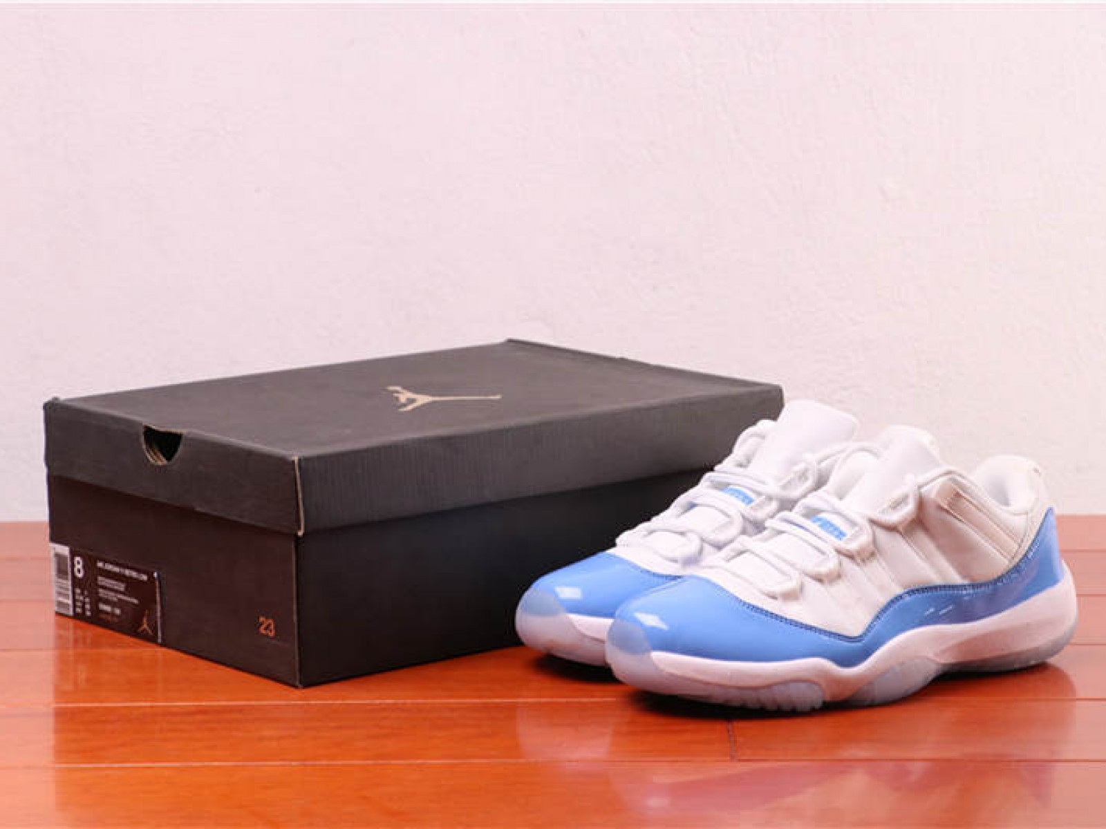 44USD Air Jordan 11 Low 528895-106 40-46