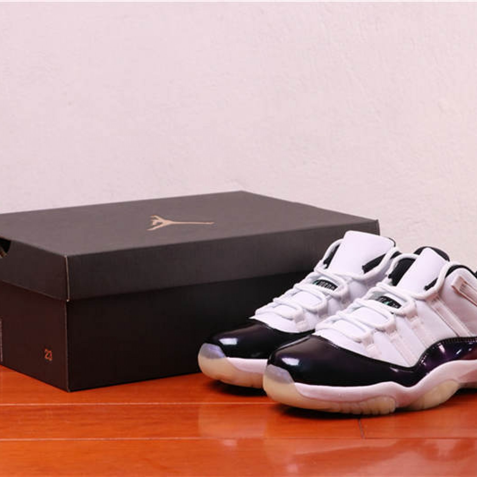 44USD Air Jordan 11 Low 528895-145 40-46