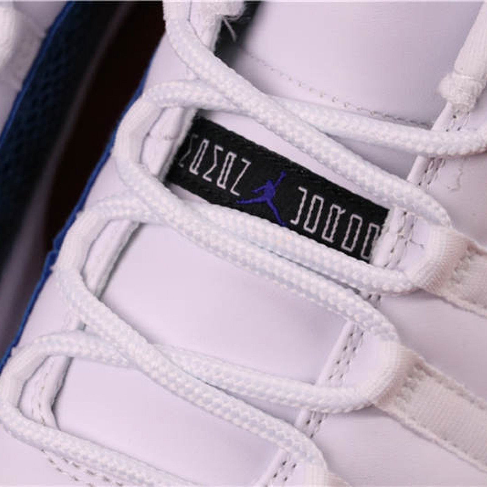 44USD Air Jordan 11 Low CD6846-102 40-46