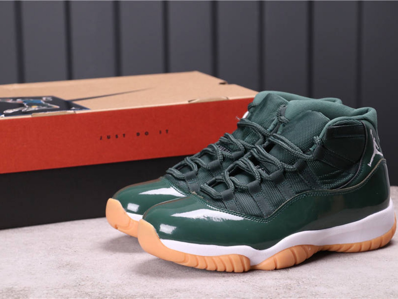 49USD Air Jordan 11 PETRO 854263-003 36-46