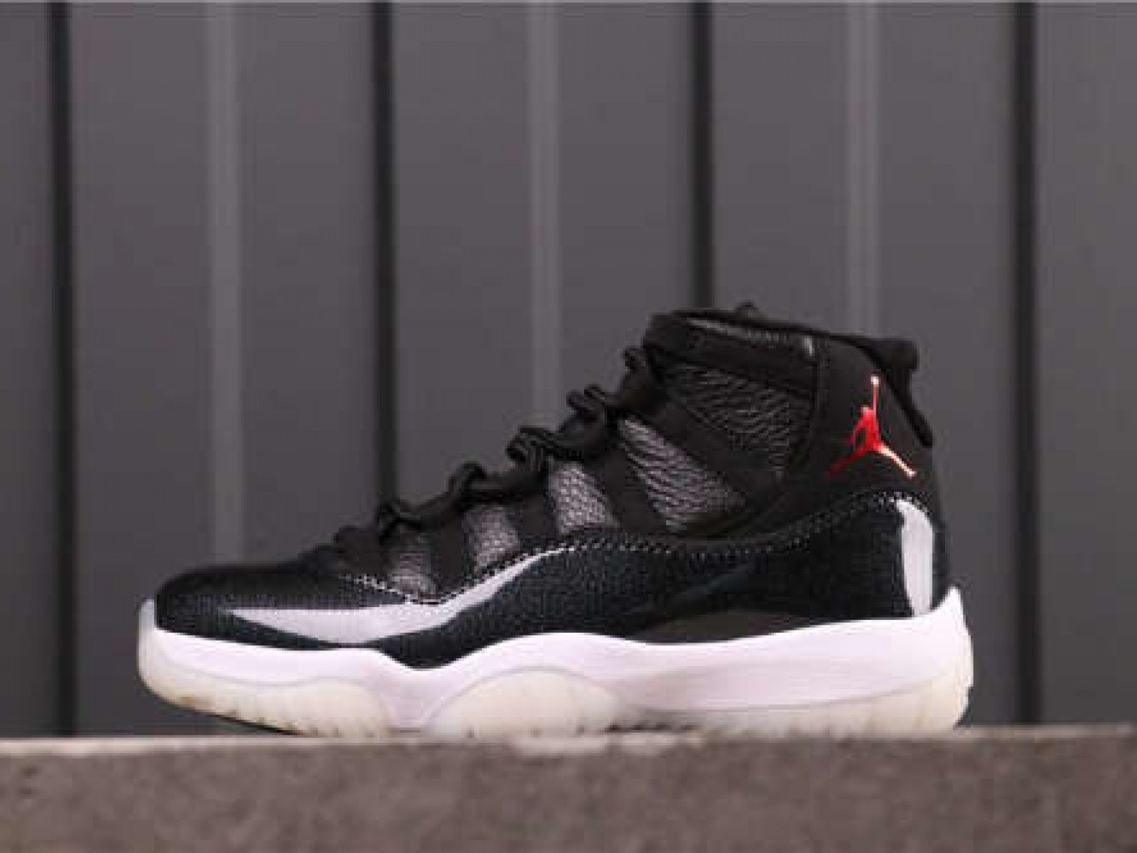 53USD Air Jordan 11 72-10 378037-002 40-47