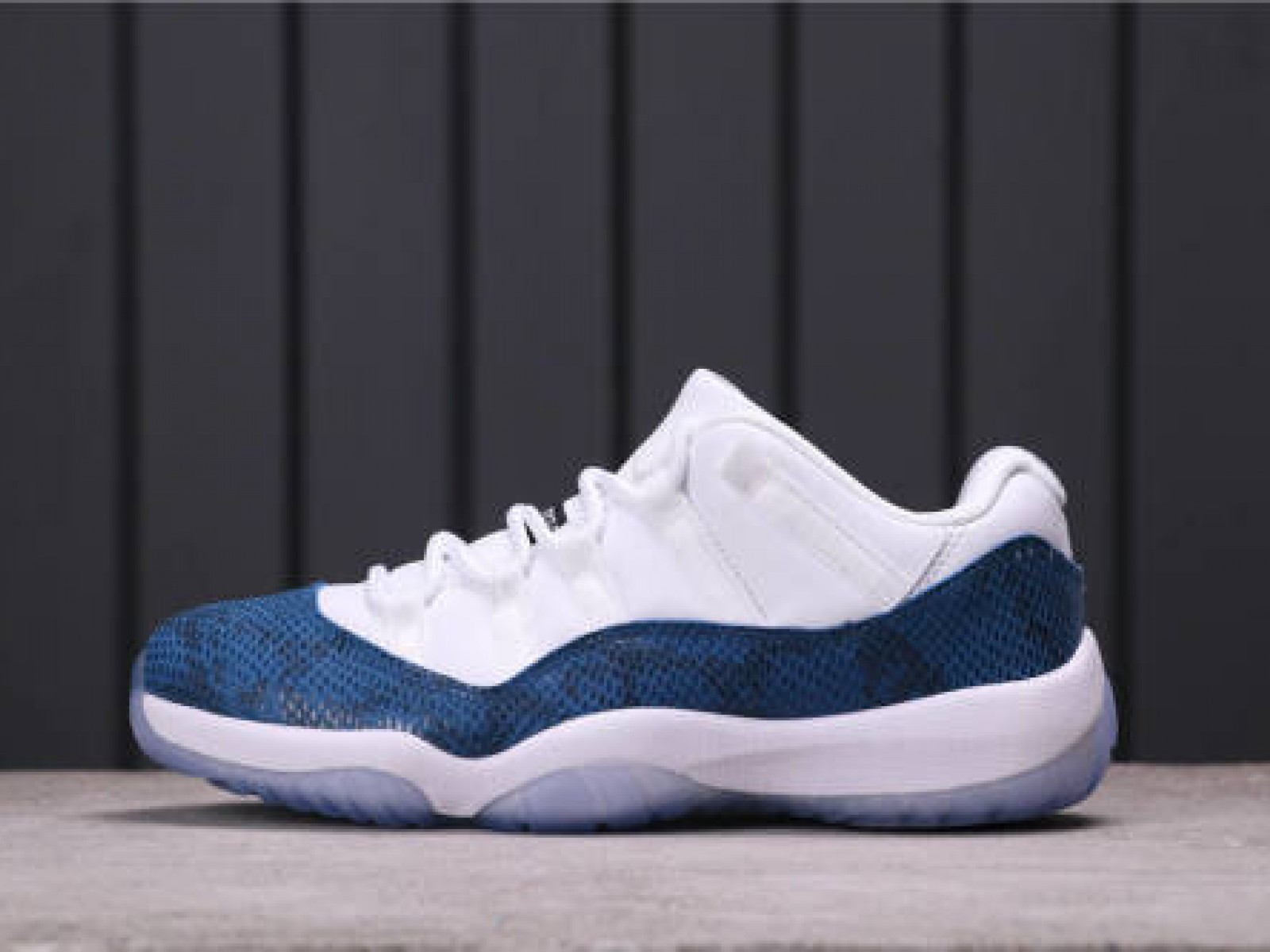 53USD Air Jordan 11 Low Navy Blue Snakeskin CD6846-102 40-46