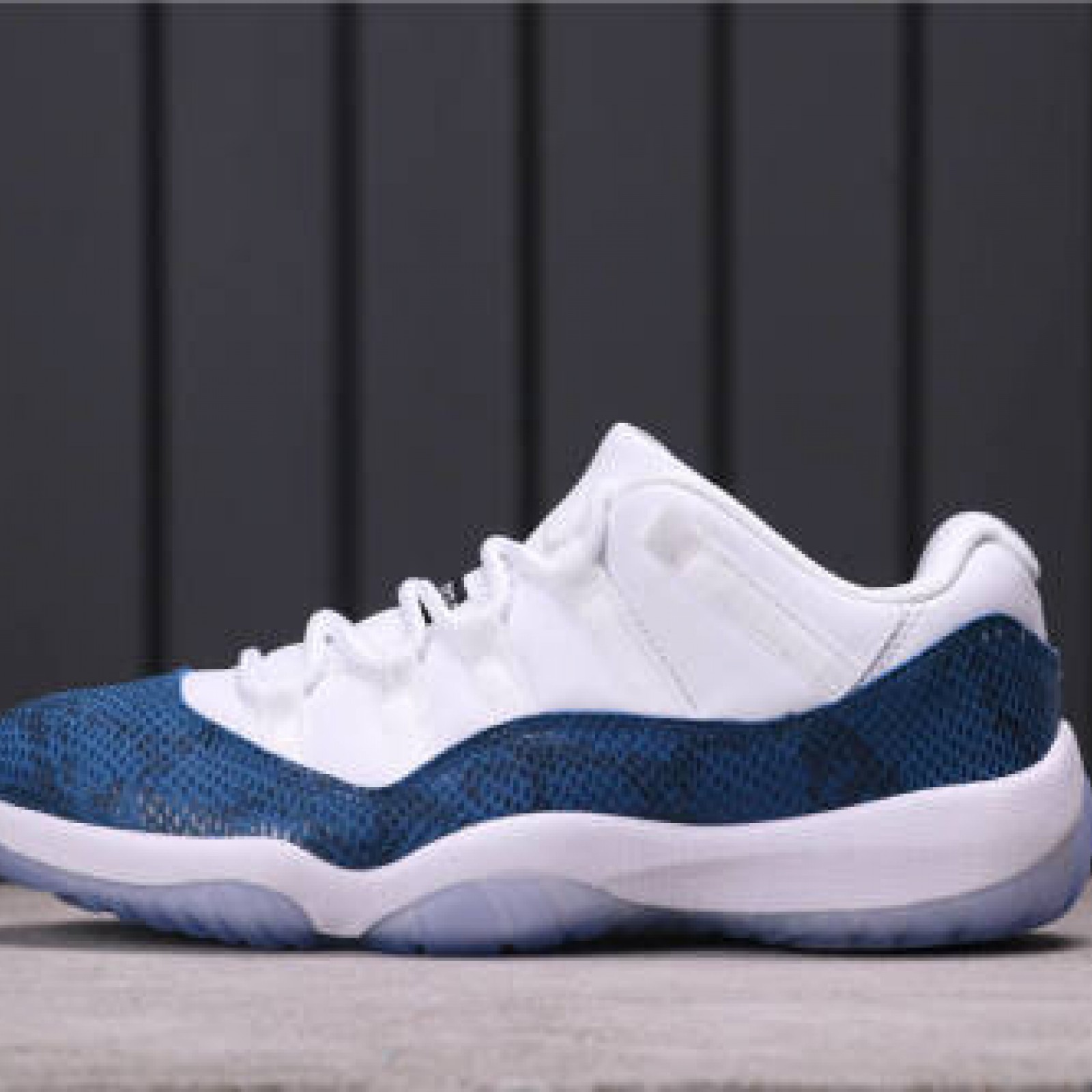 53USD Air Jordan 11 Low Navy Blue Snakeskin CD6846-102 40-46
