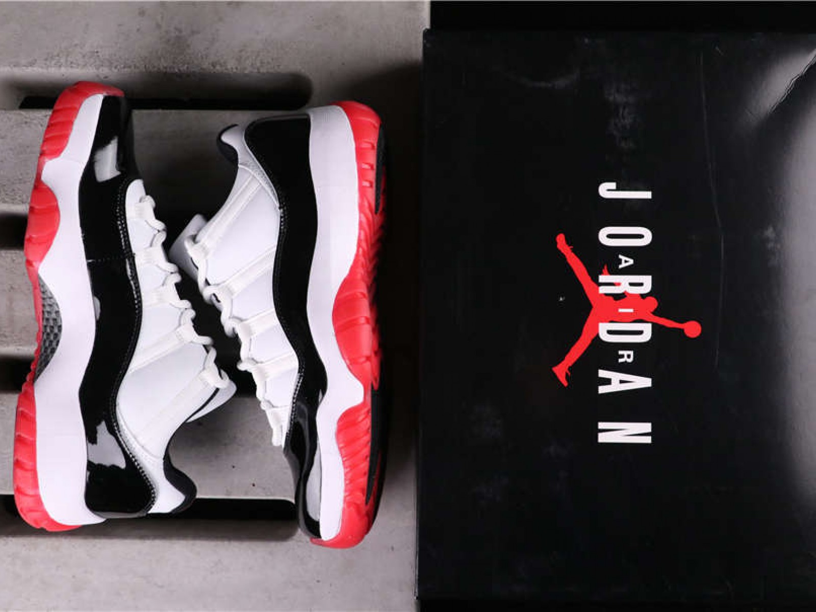 62USD Air Jordan 11 Low Suede AV2187-16040-47