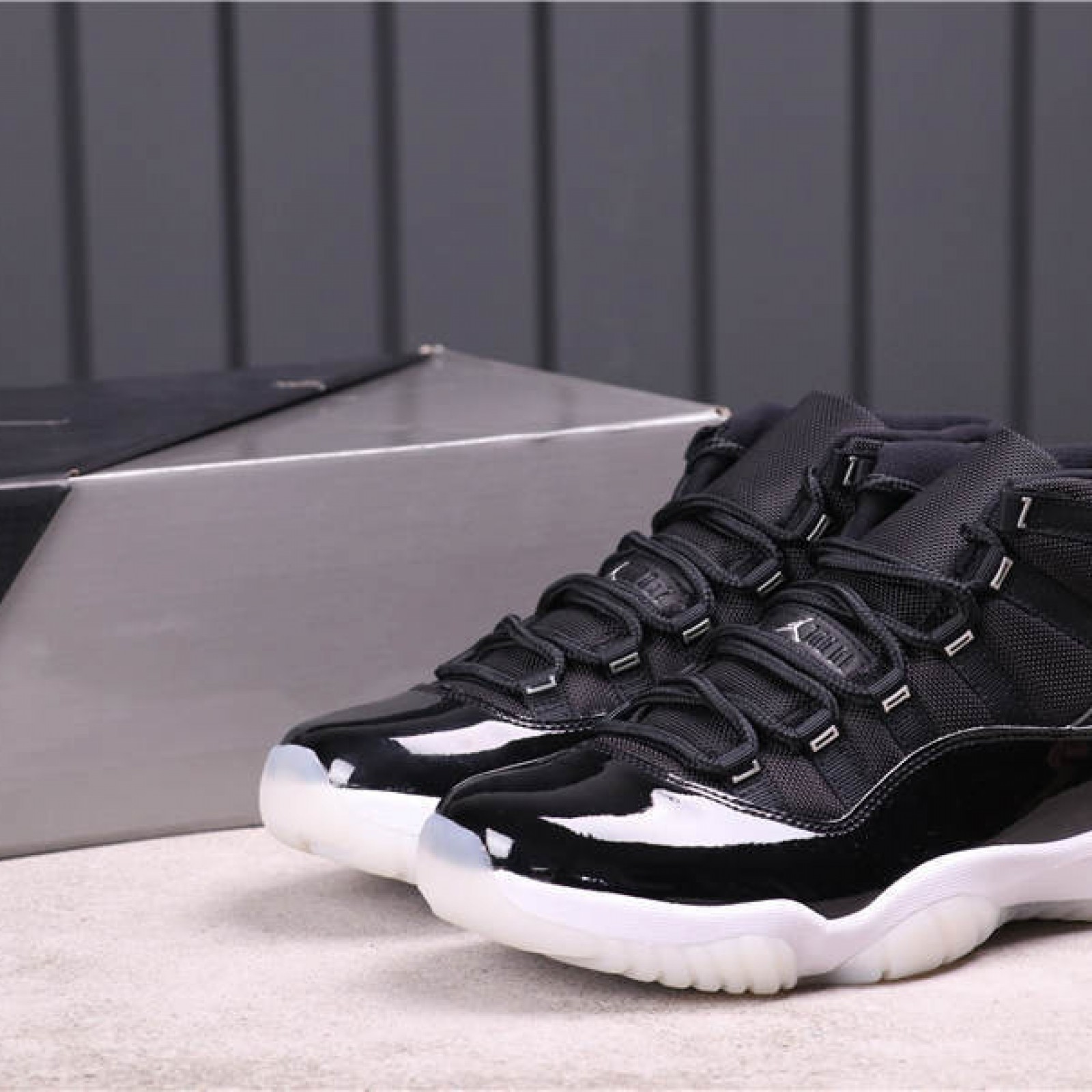 71USD Air Jordan 11 AR0715-011 40-47.5