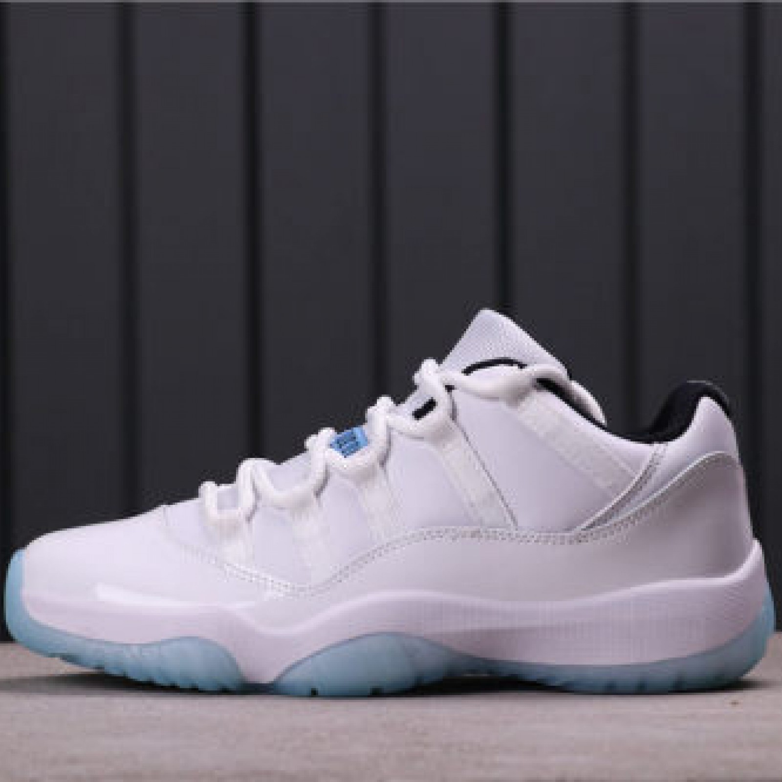 71USD Air Jordan 11 Low AV2187-117 40-47