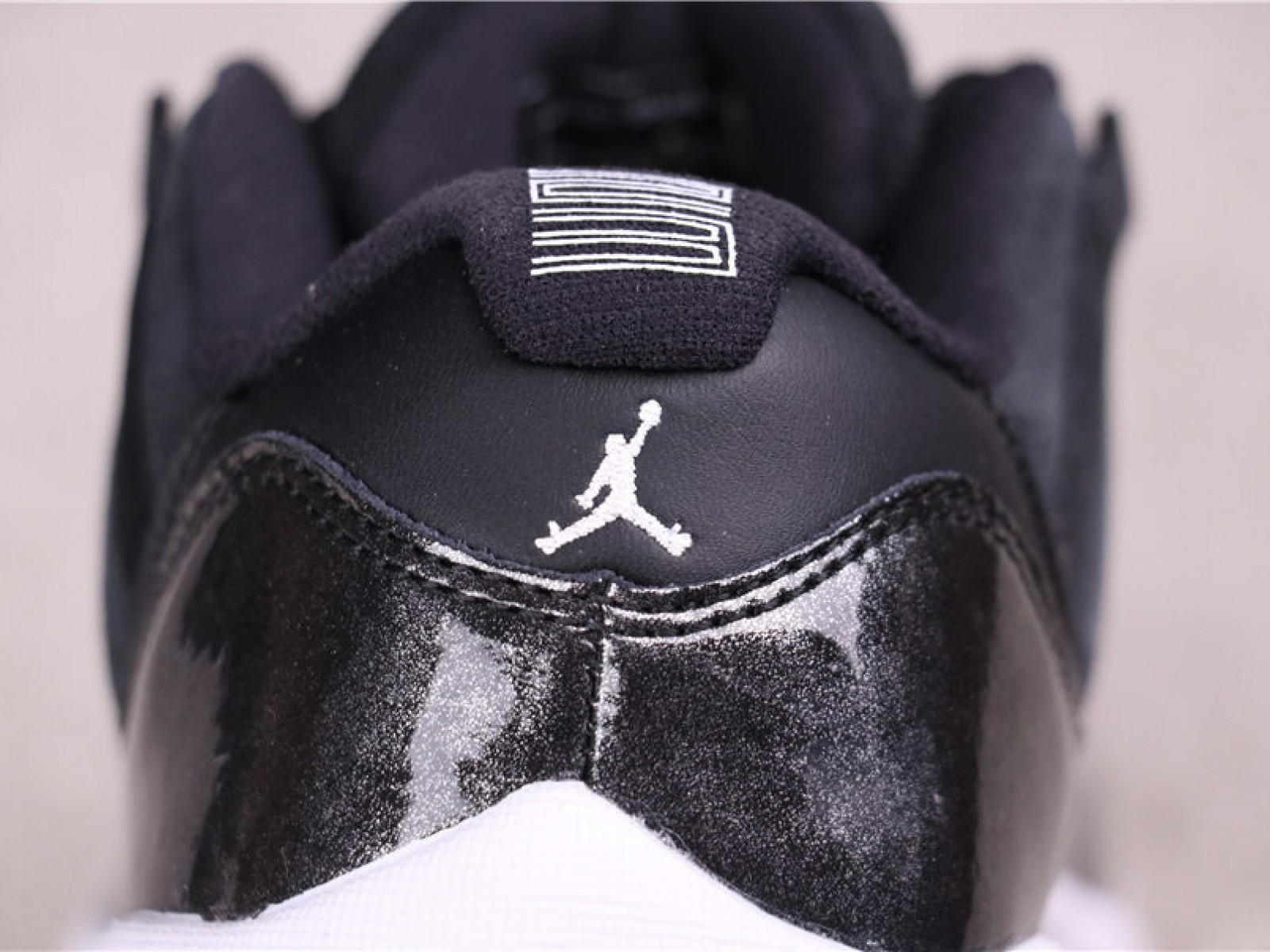 71USD Air Jordan 11 Low Barons 528895-010 40-47