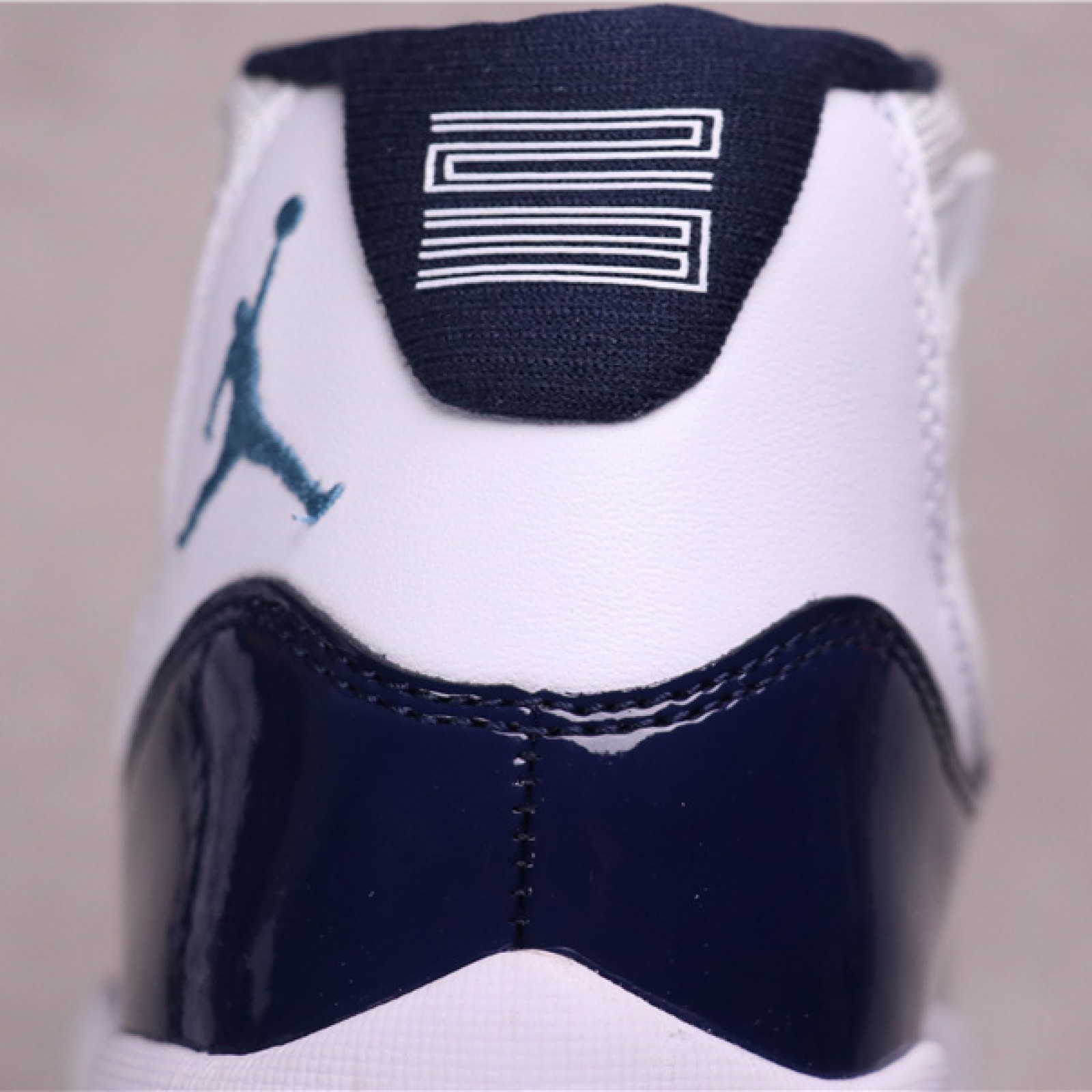 76USD Air Jordan 11 UNC 378037-123 40-47.5