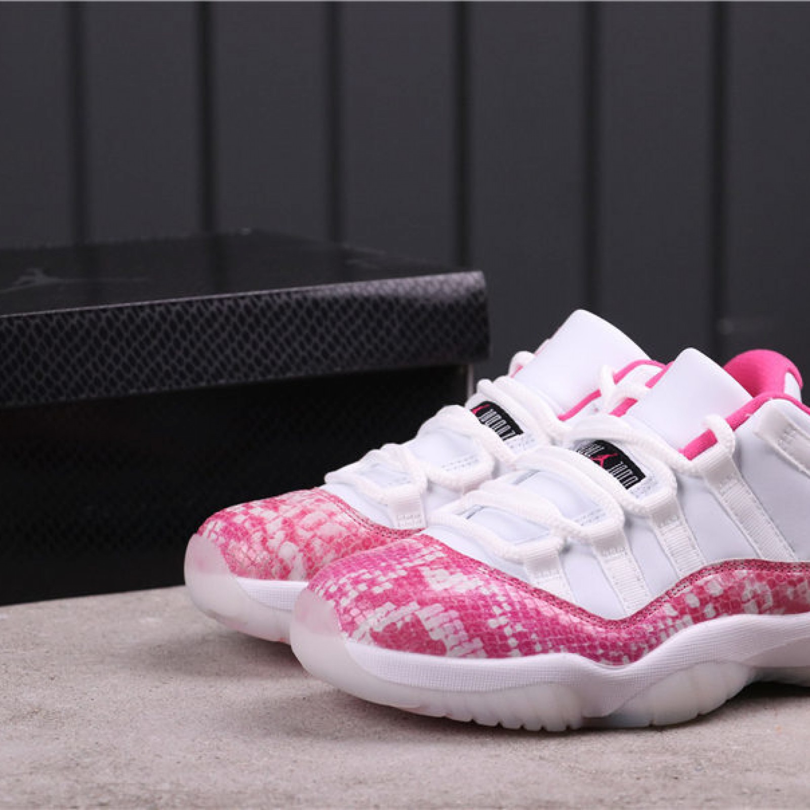 80USD AJ11 Air Jordan 11 LowPink SnakeskinAH7860-106 Size 36-39