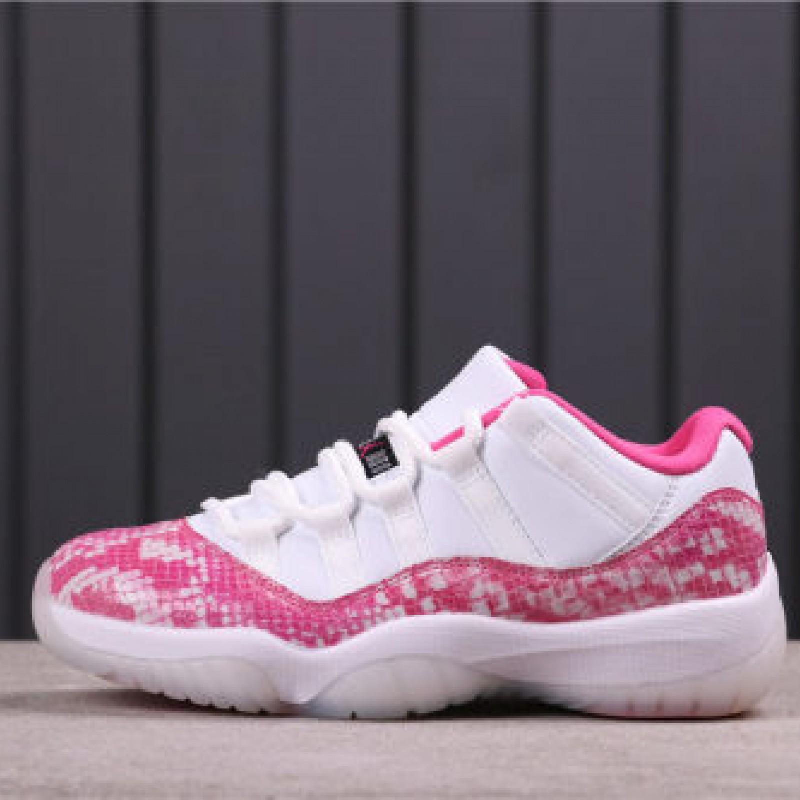80USD AJ11 Air Jordan 11 LowPink SnakeskinAH7860-106 Size 36-39