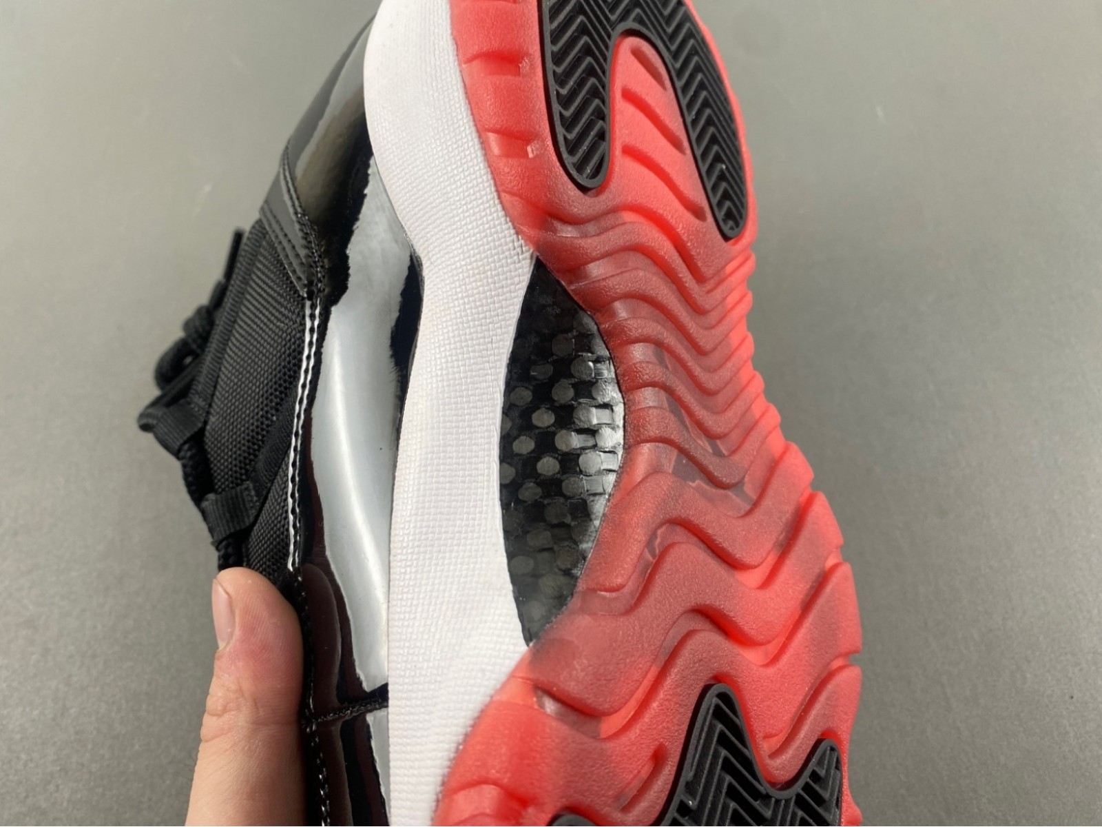 Air Jordan 11 Low “Bred”  FV5104-006 Men