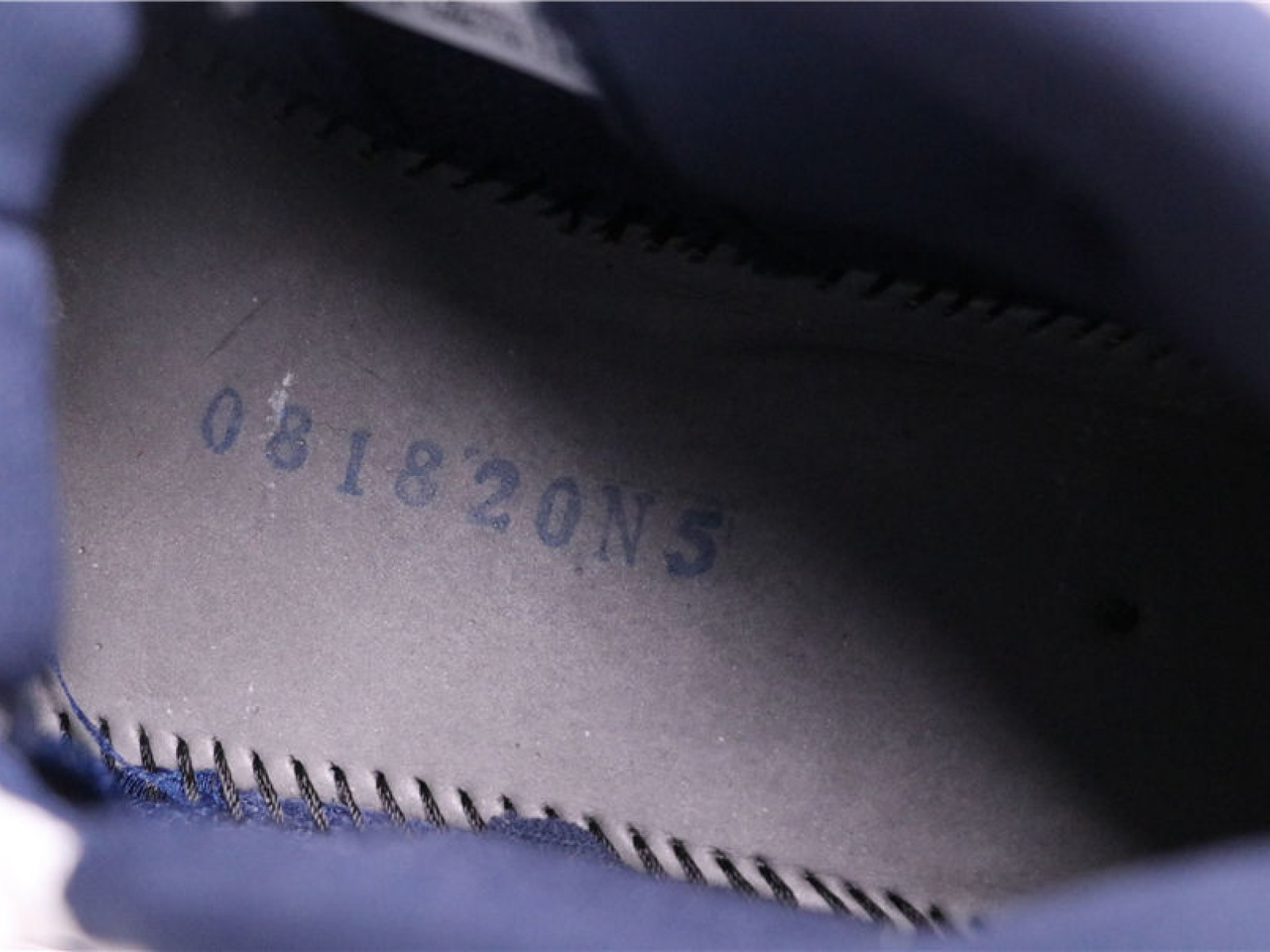 84USD Air Jordan 11 UNC 378037-123 40-47.5