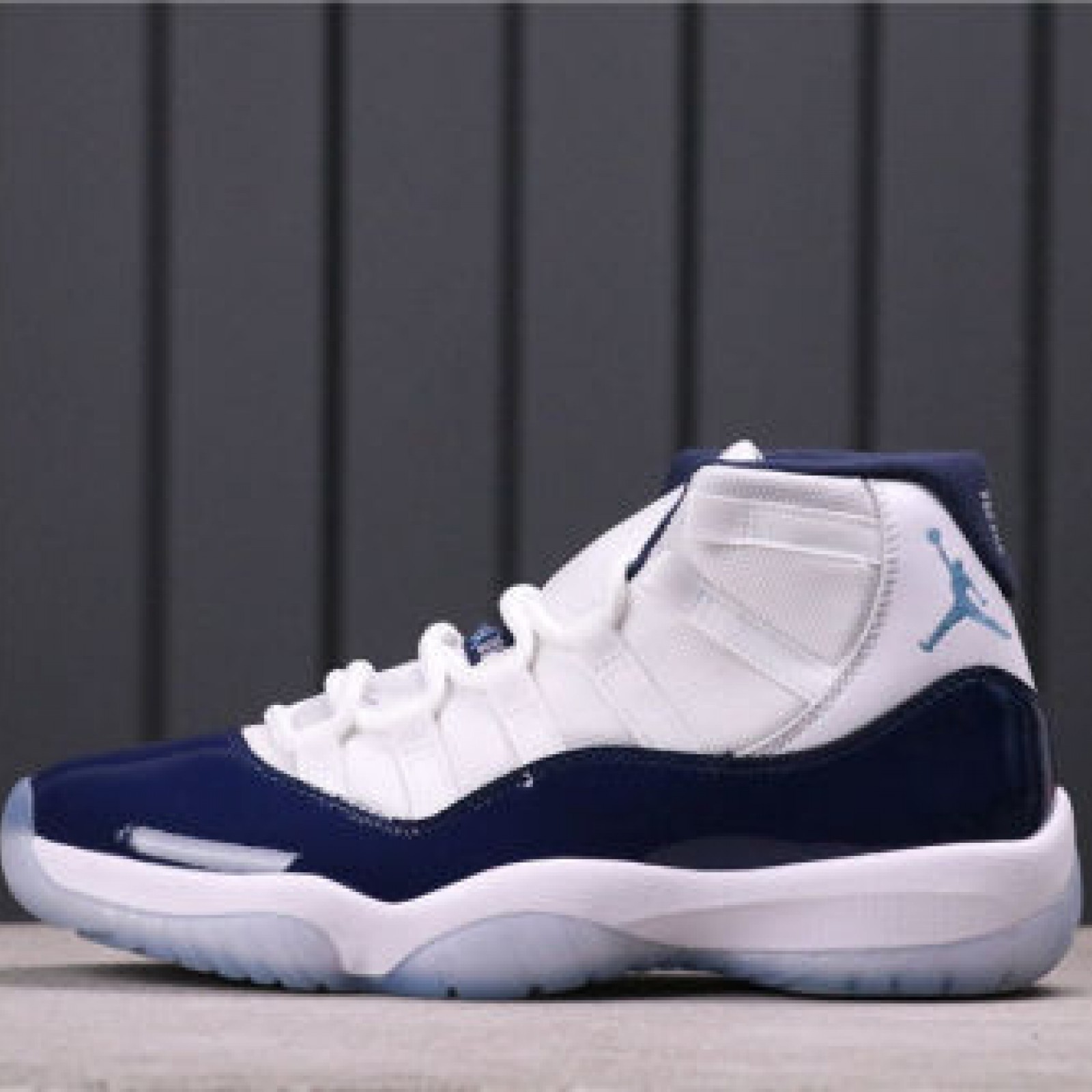 84USD Air Jordan 11 UNC 378037-123 40-47.5