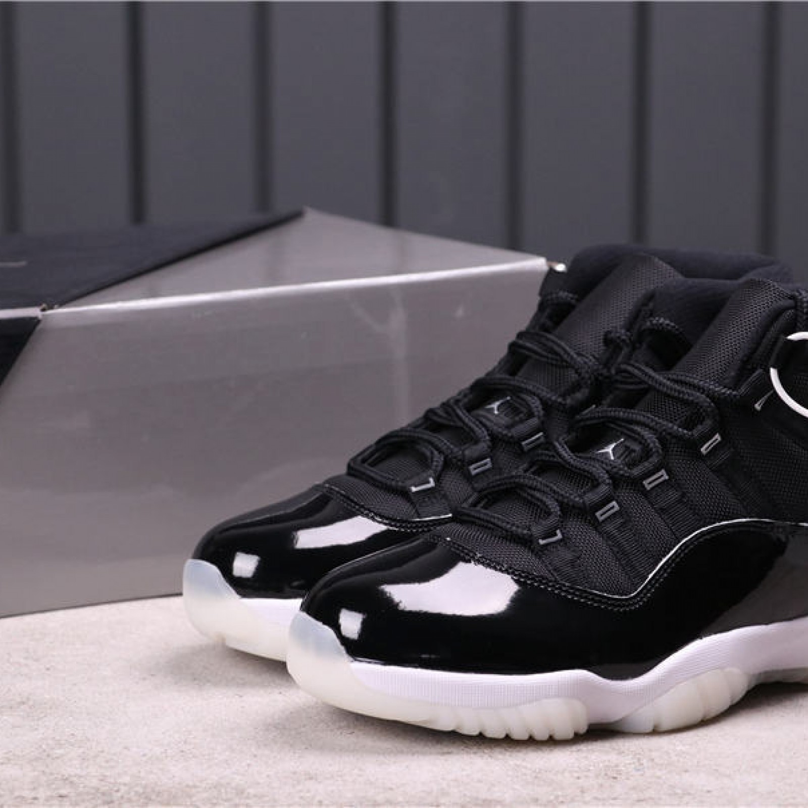 89USD Air Jordan 11 “25th Anniversary” CT8012-011 40-47.5