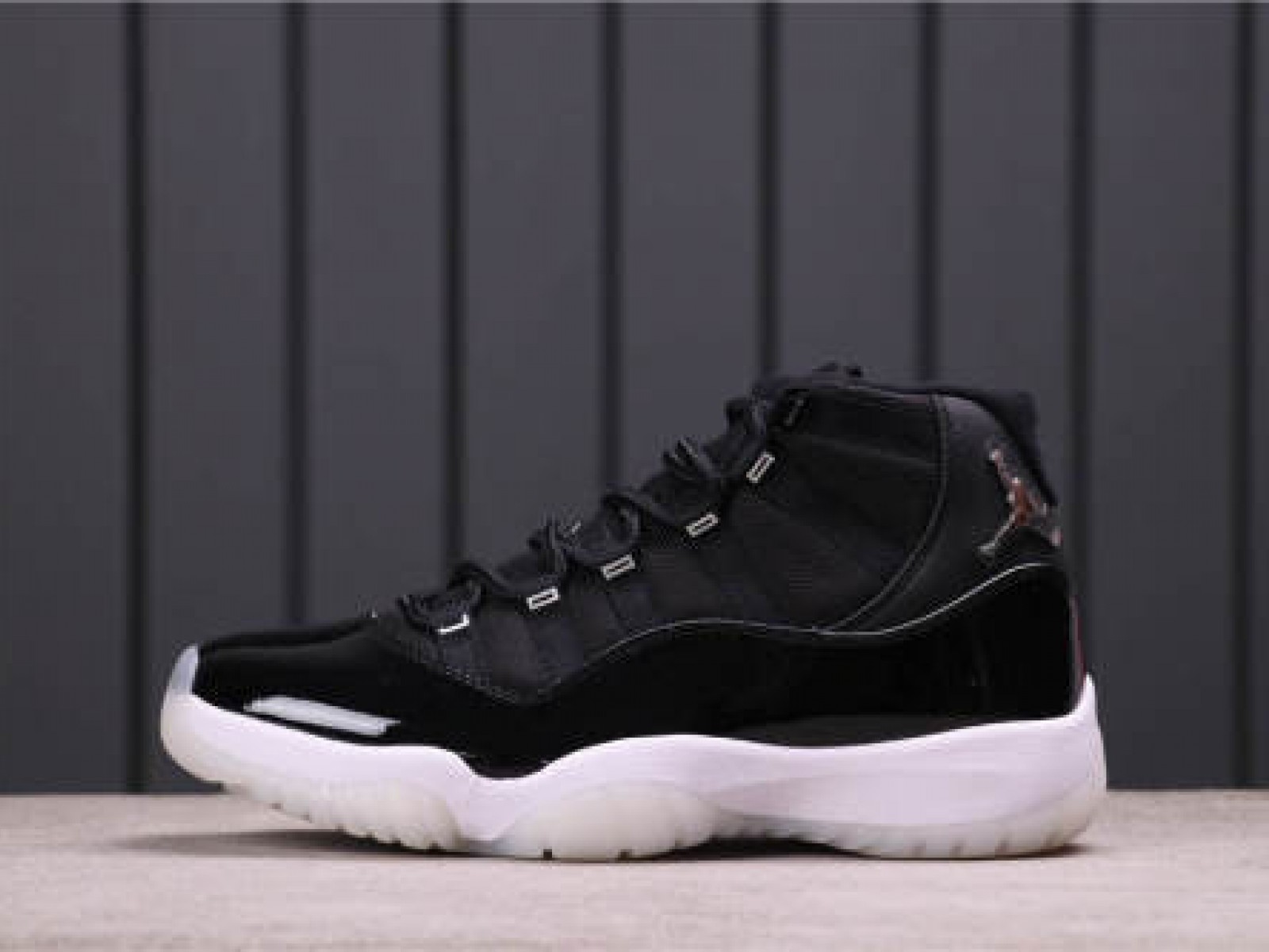 89USD Air Jordan 11 AR0715-011 36-47.5