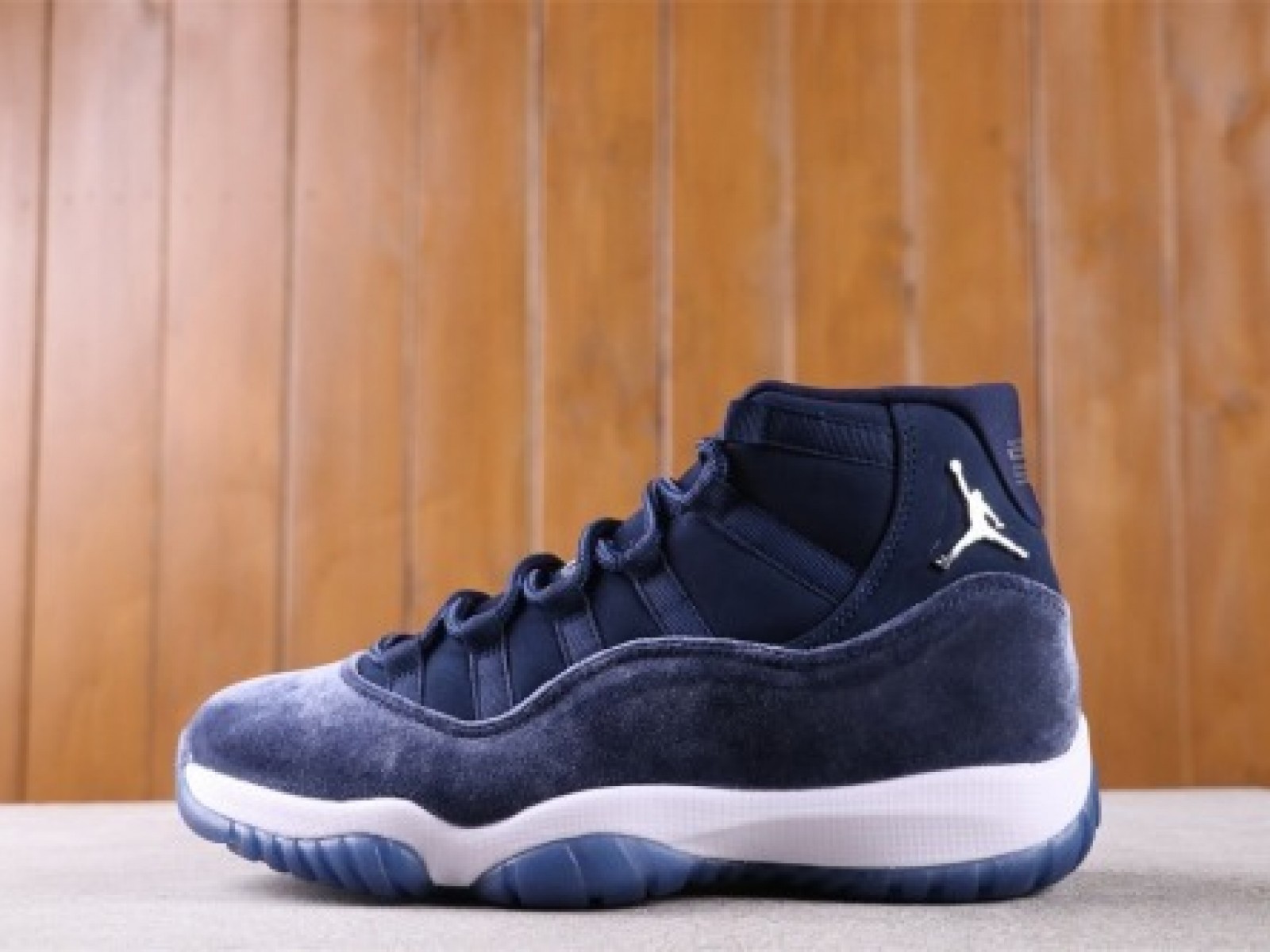US$107 Air Jordan 11 Velvet “Midnight Navy”AR0715-441 Size 40-47.5