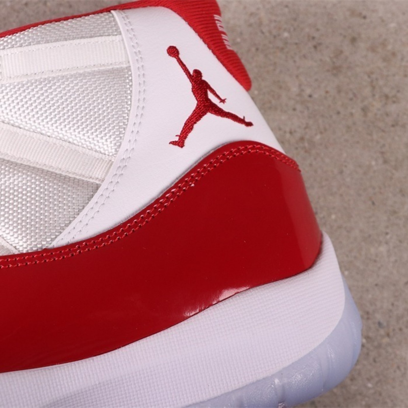 US Air Jordan 11 Cherry CT8012-116 Size 36-47.5