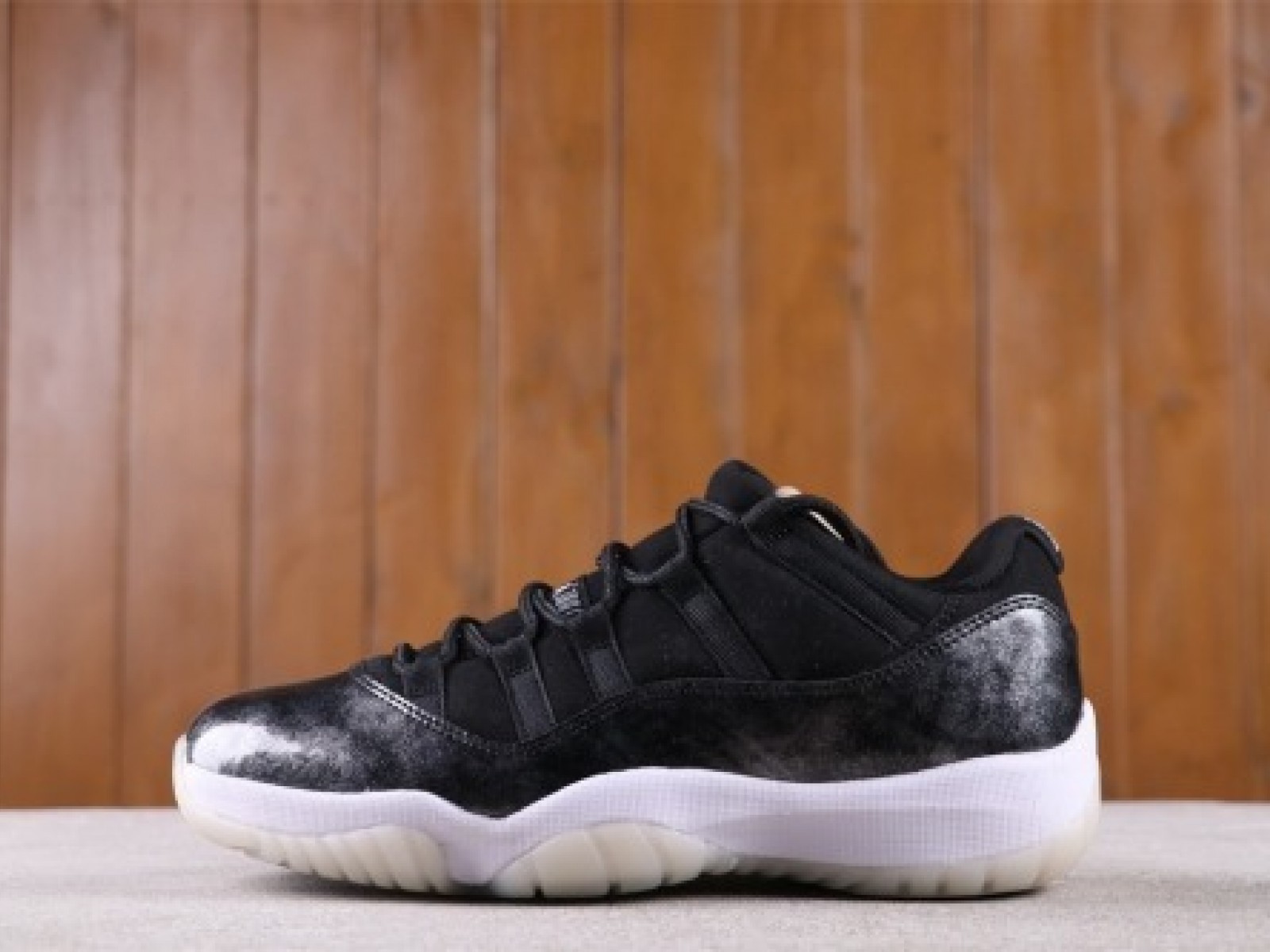 US$48 Air Jordan 11 Low Barons 528895-010 Size 40-46