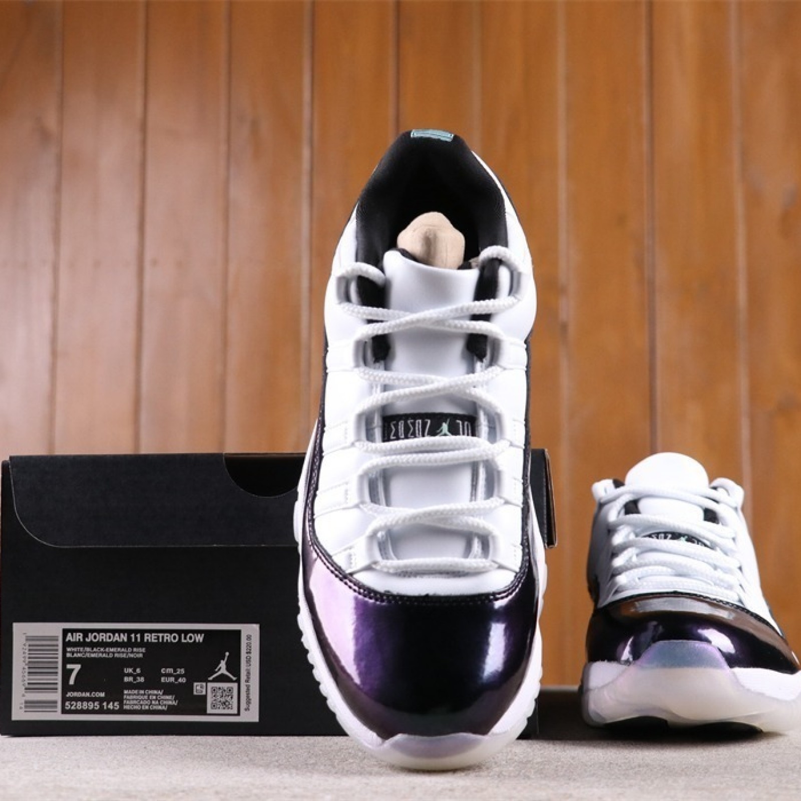 US Air Jordan 11 Low Iridescent 528895-145 Size 40-46