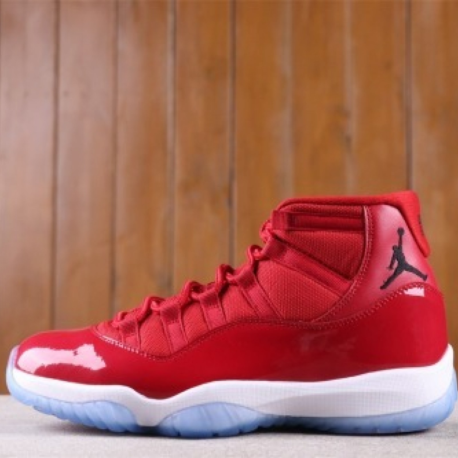 US Air Jordan 11 378037-623 Red White Size 40-47.5