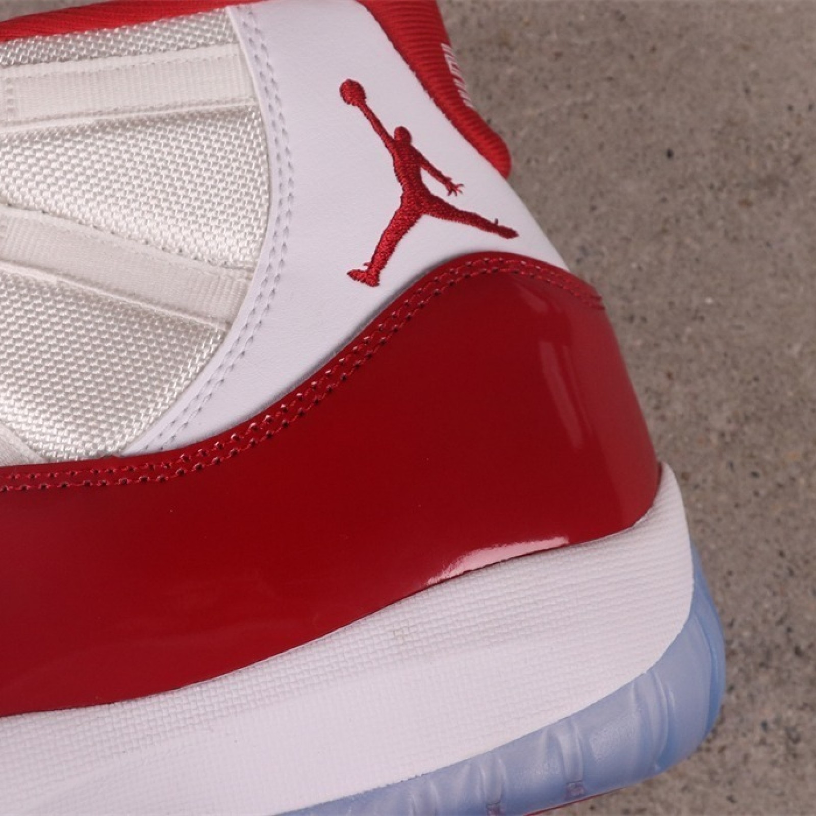 US Air Jordan 11 Cherry CT8012-116 Size 40-47.5