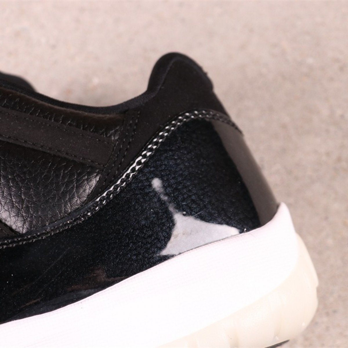 US$53 Air Jordan 11 Low 72-10 AV2187-001 Size 40-47.5