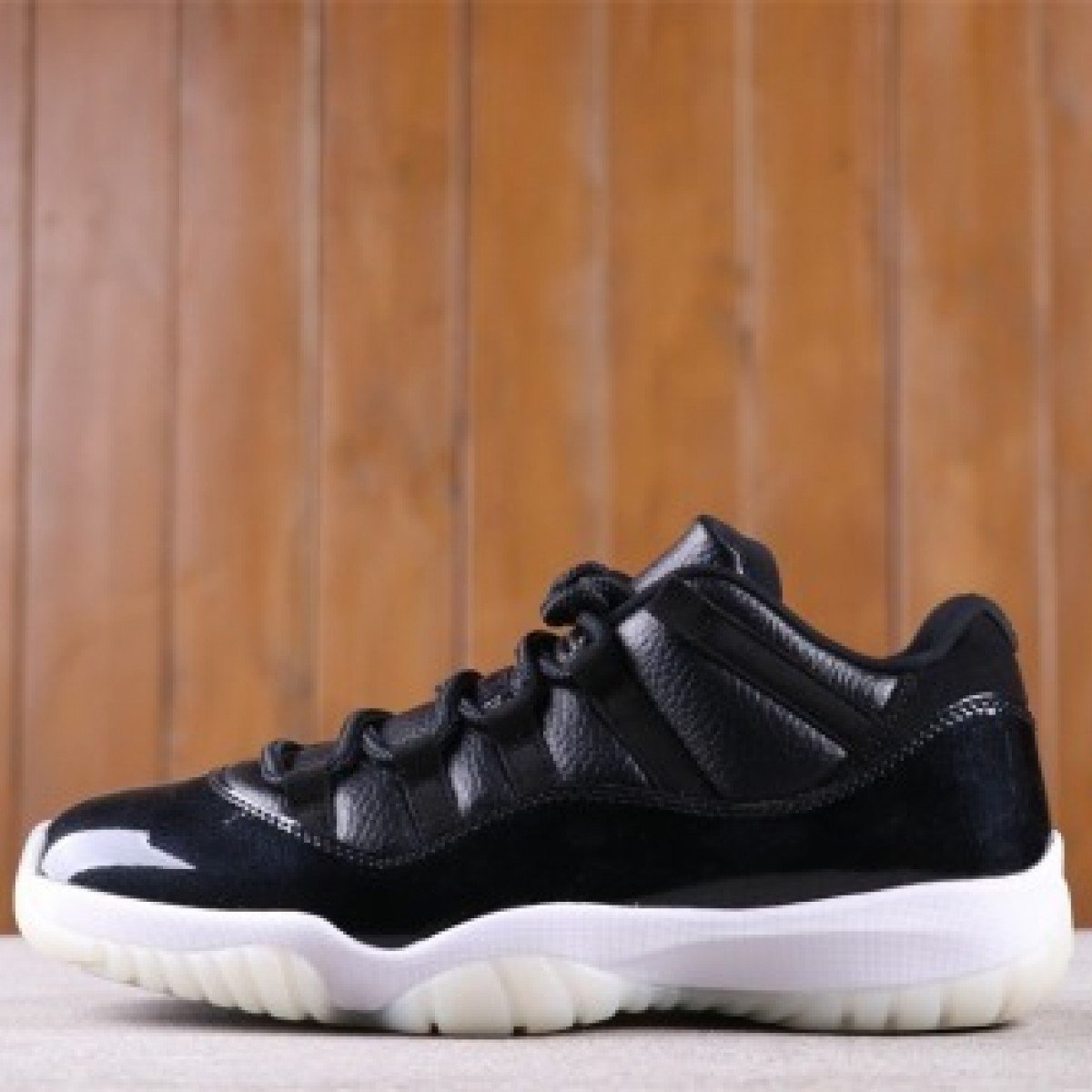 US$53 Air Jordan 11 Low 72-10 AV2187-001 Size 40-47.5
