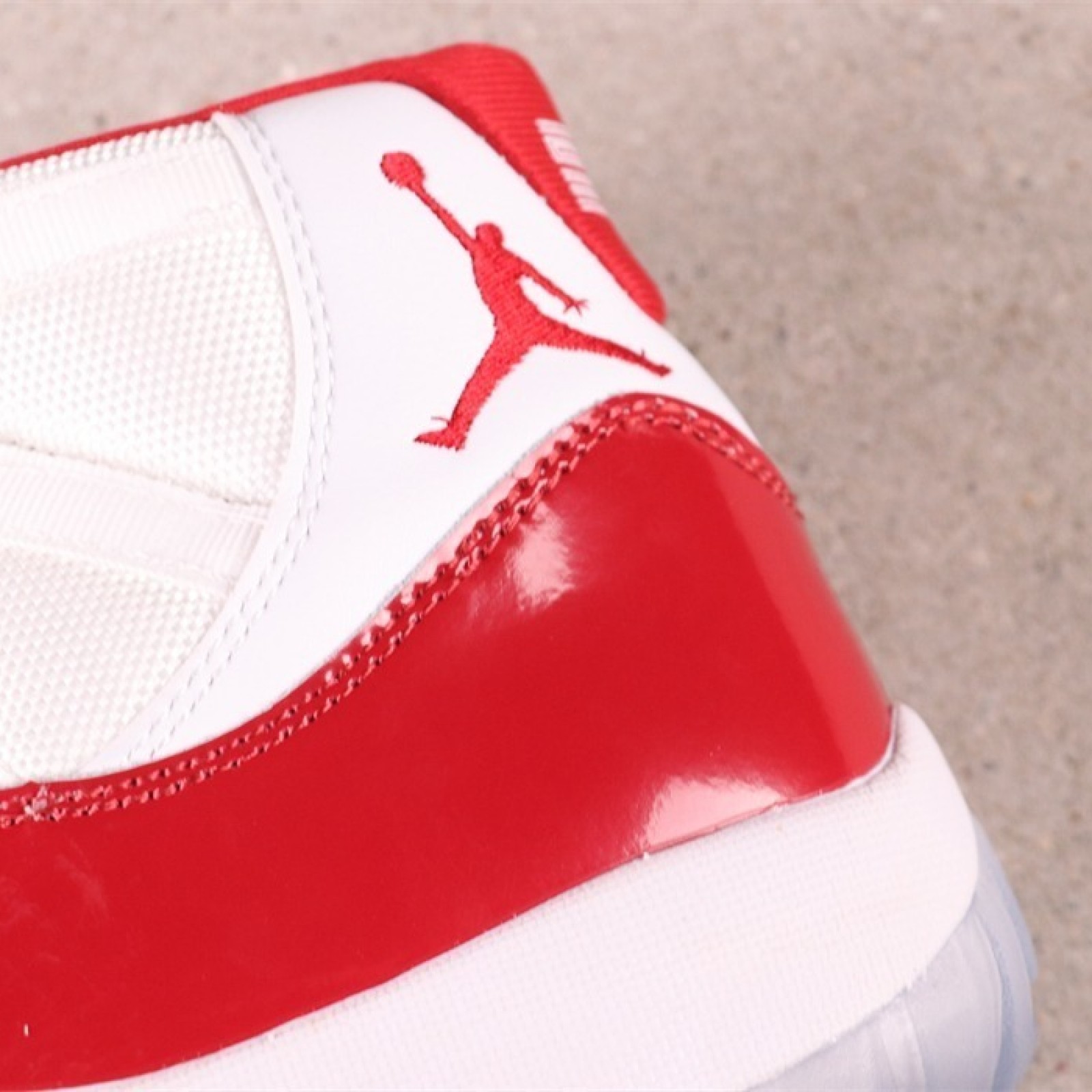 US Air Jordan 11 Cherry CT8012-116 Size 36-47.5