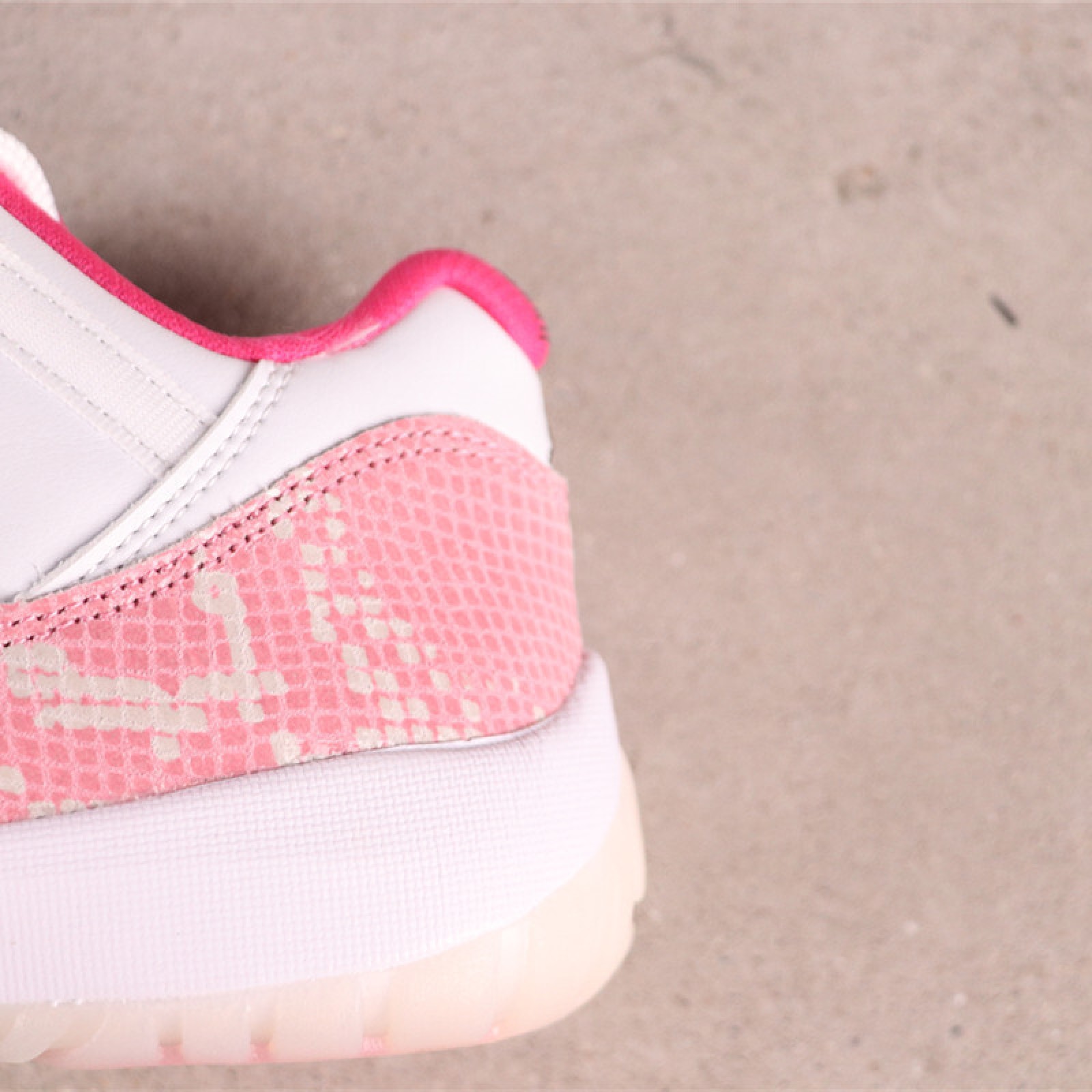 US Air Jordan 11 Low Pink Snakeskin AH7860-106 乔11低帮粉蛇 Size 36-47.5