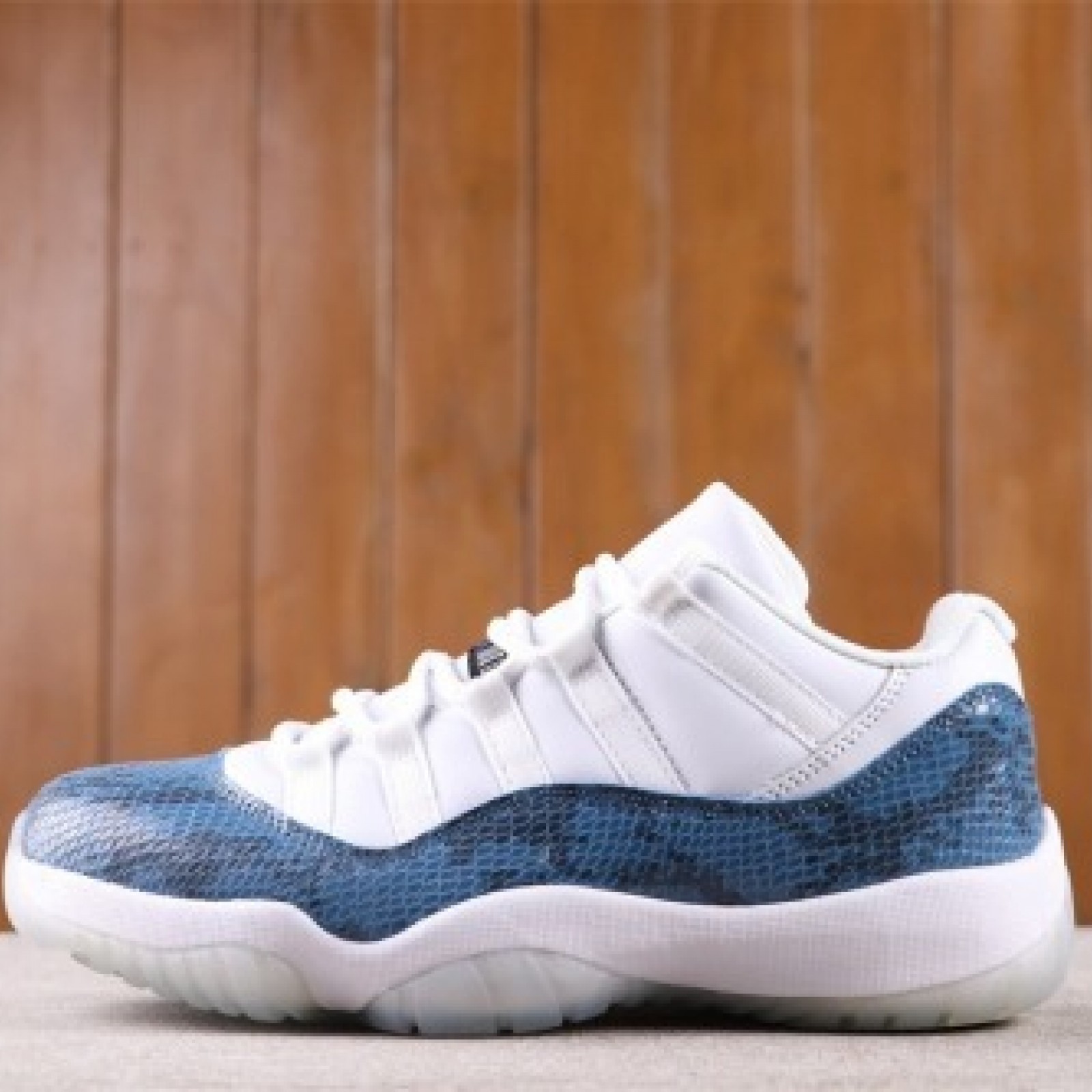 US Air Jordan 11 Navy Blue Snakeskin CD6846-102 Size 36-47.5