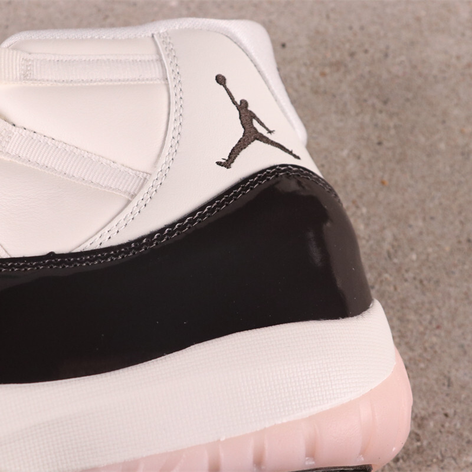 US Air Jordan 11 AR0715-101 Size 36-47.5