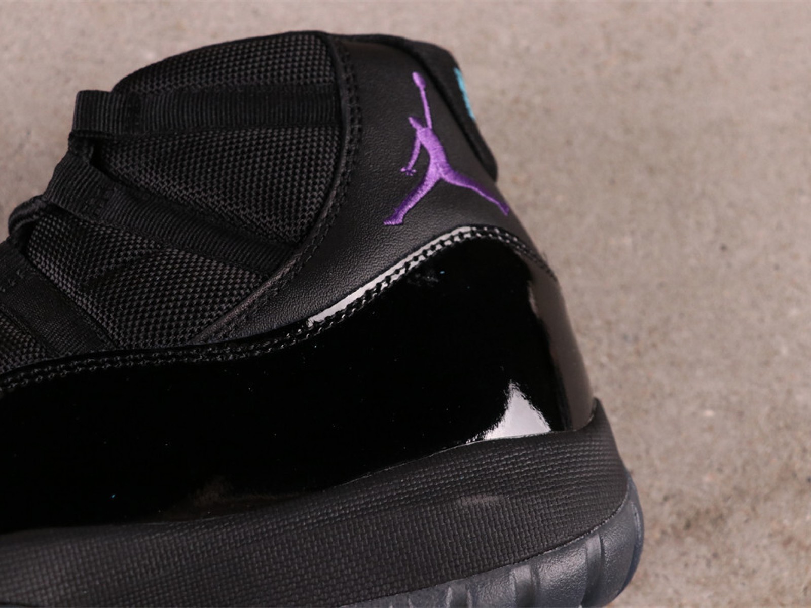 US$77 Air Jordan 11 378037-006 Size 40-47.5