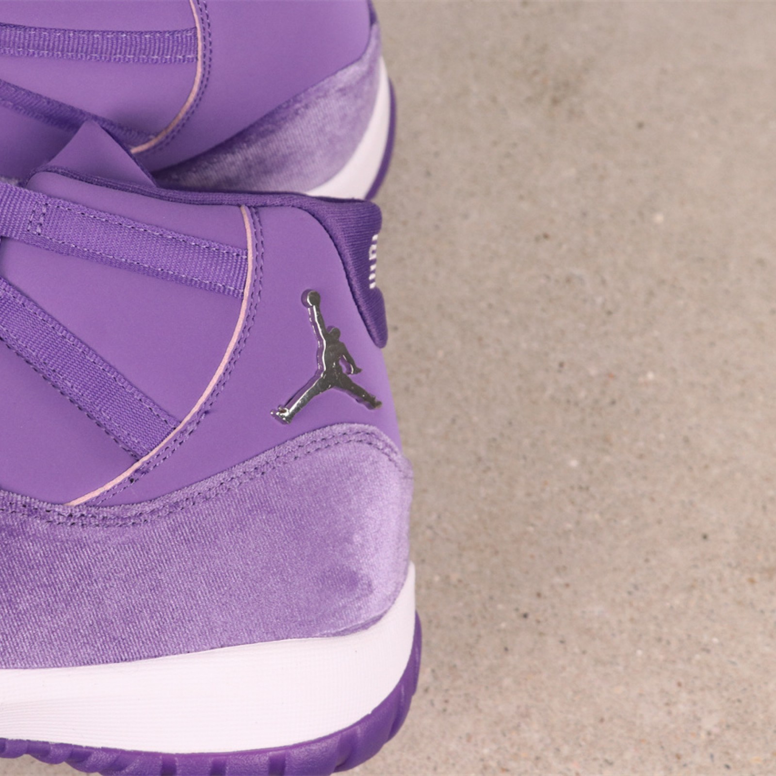  Air Jordan 11 Style：CT8012-555