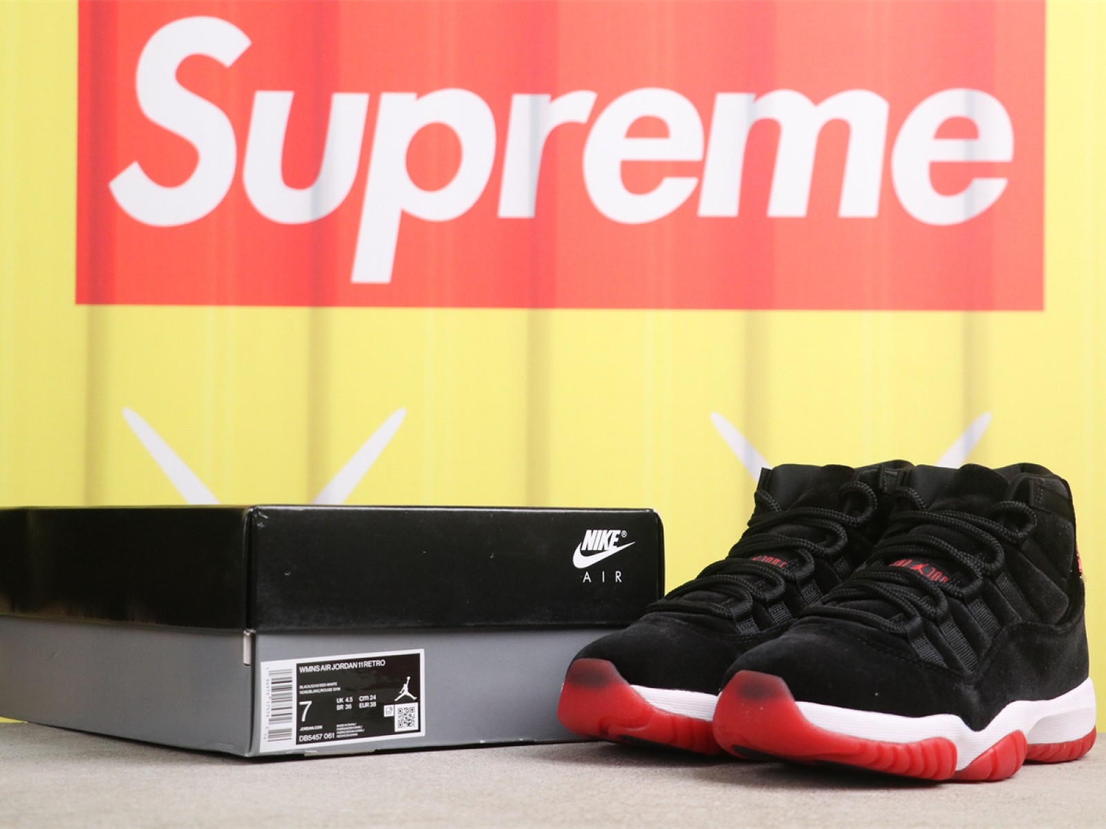 USD$95 Air Jordan 11 Bred Velvet DB5457-061 1 黑红天鹅绒 Size 36-47.5