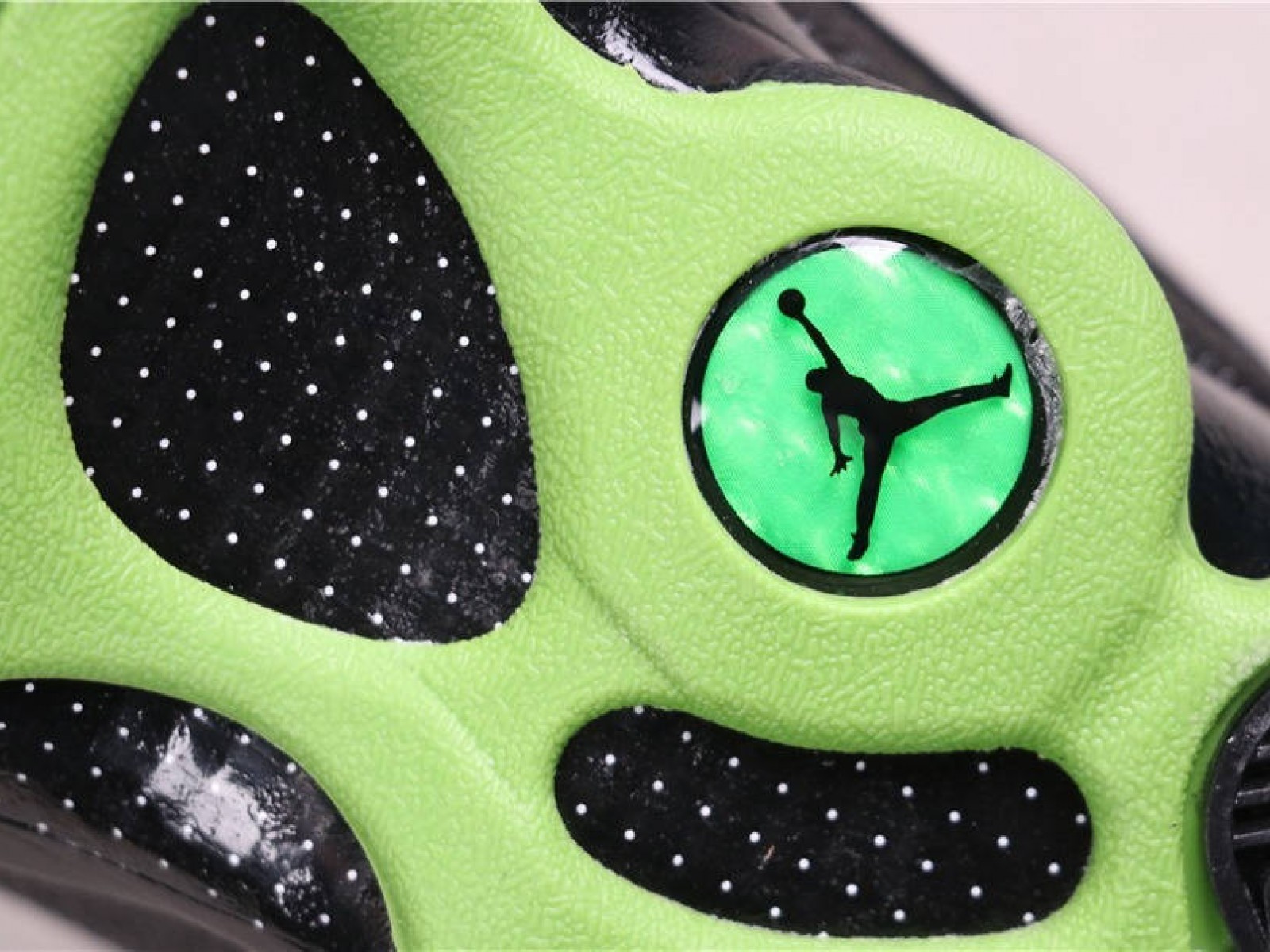 $106 Air Jordan 13 Altitude 414571-042 Size 40.5-47.5