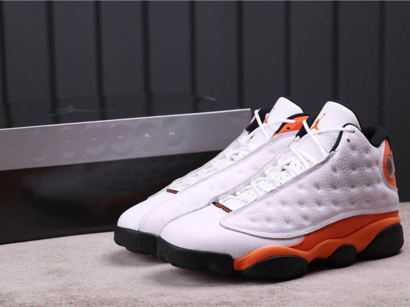 110USD Air Jordan 13 “Lucky Green” 414571-016 40-47.5