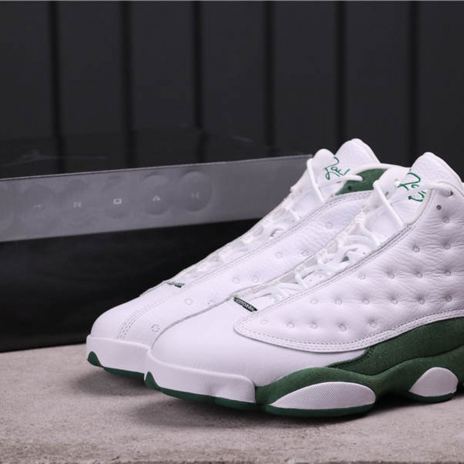 110USD Air Jordan 13 “Lucky Green”DB6537-113 40-47.5