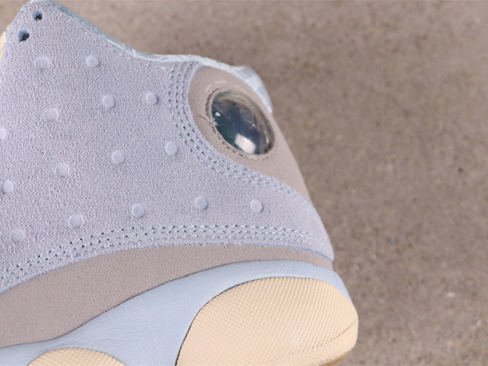 49USD SoleFly x Air Jordan 13 DX5763-100 SIZE 36-46