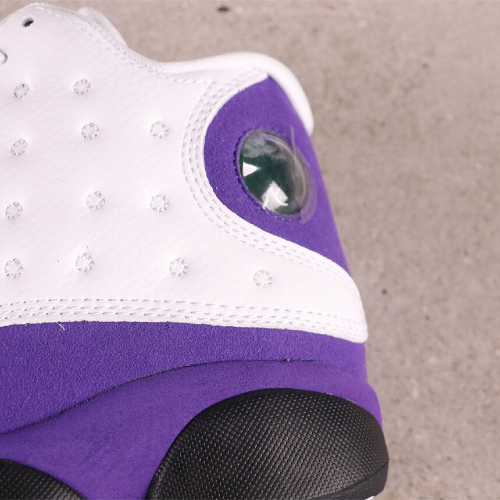 US Air Jordan 13 Lakers 414571-105 size 40-47.5