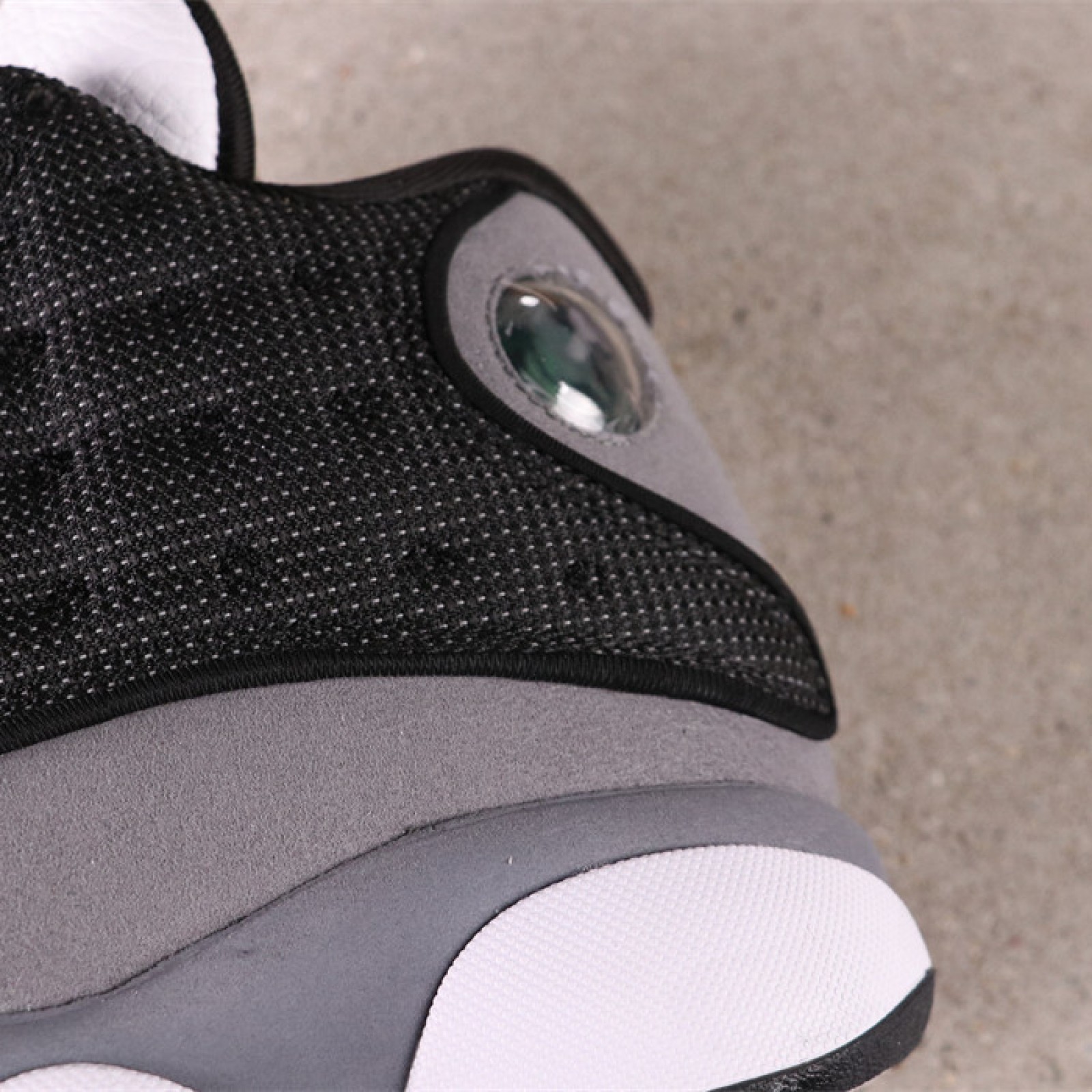 US Air Jordan 13 Black Flint SKU DJ5982-060 40-47.5